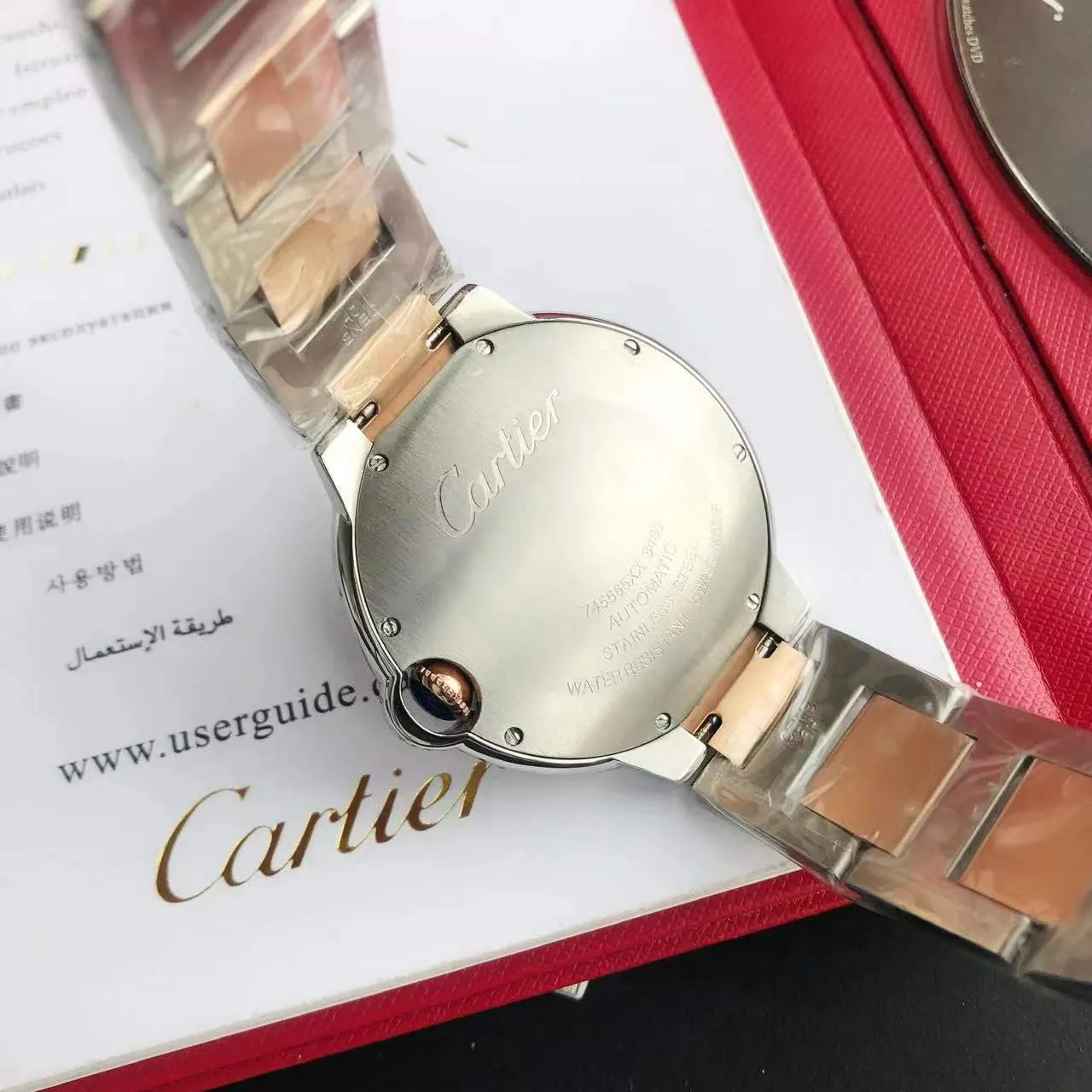 [Original order quality]💰1160! 【High-end replica】💰1720! The Cartier Blue Balloon 42mm series is a one-to-one replica of the original version, sleek and elegant, showing nobility. [Surface] Adopts original CNC color matching, the original version has the same dark yellow color, fine and well-proportioned textures, sword-shaped grilled blue steel hands, bright color and clear reading [Case] ​​The original mold is opened to upgrade the shell shape, the fish-eye sapphire glass head has an obvious crescent position, consistent radian, the crown is centered, and the size is synchronized with the original 42/13mm 316L stainless steel case, which is extremely polished and shiny. The level of detail is no less than the original, perfectly embodying the unique charm of the original. [Movement] Equipped with the top-level Seagull 2824 movement, the parameters are synchronized with the original ones, and can be simultaneously upgraded to the Swiss ETA machine. It has accurate travel time, delicate winding feel, and the time adjustment direction is synchronized with the original ones. [Strap] Equipped with an Italian imported first-layer cowhide strap with an original sand buckle or a top-grade 316L stainless steel bracelet. The parts are polished, and the bracelet screws use the original consistent spring thread ⚠️ Please look for the exclusive quality of GD products