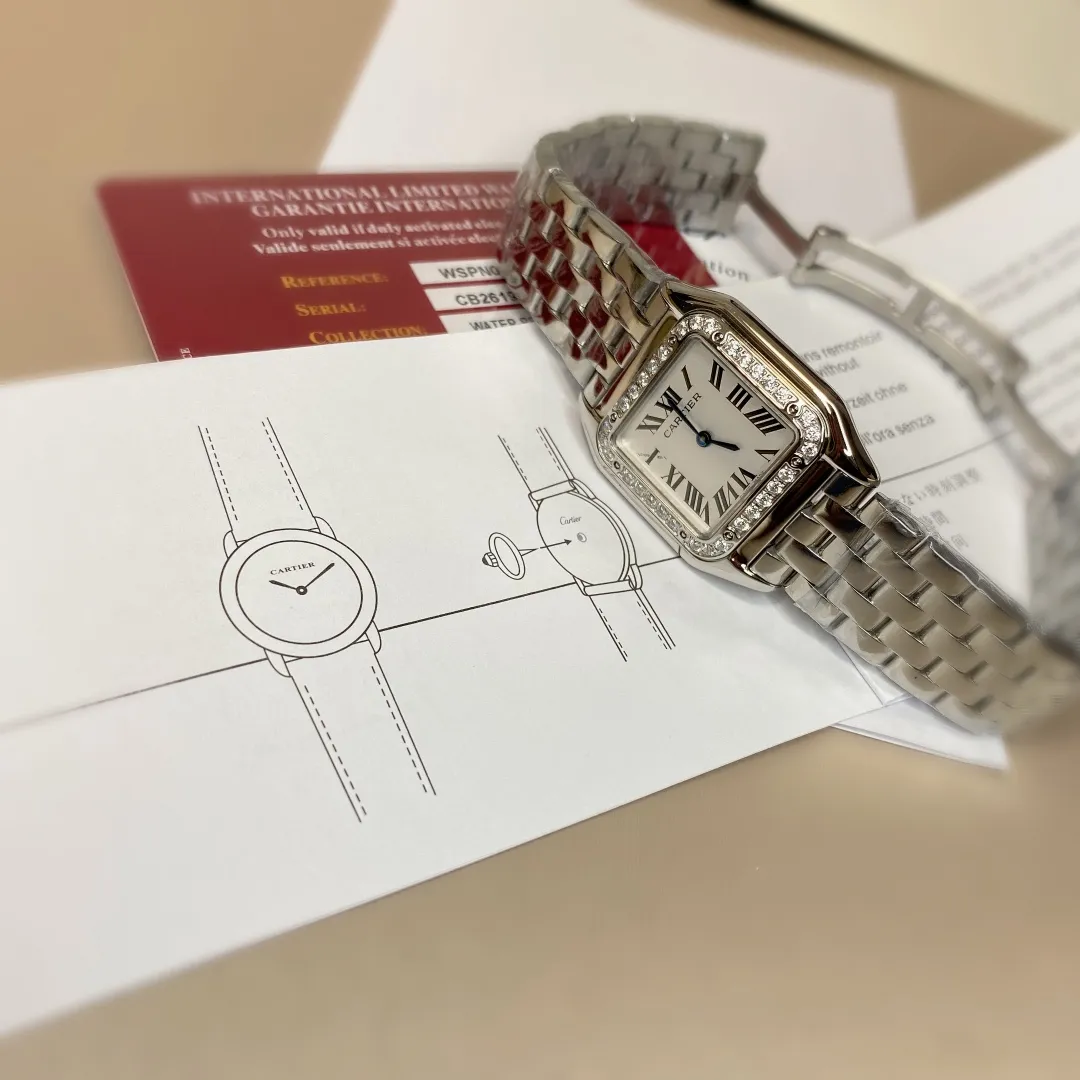 2021 Summer New Style 𝐯𝐜𝐚 𝐅𝐚𝐜𝐭𝐨𝐫𝐲 Produced by Cartier Cheetah without handle Brand: 𝐂𝐚𝐫𝐭𝐢𝐞𝐫·Cartier™️ Series: 𝐏𝐀𝐍𝐓𝐇𝐄𝐑𝐄 𝐃𝐄 (Japanese バージョン) Movement: Swiss quartz Size: 𝟐𝟐/𝟑𝟎𝐦𝐦 small, 𝟐𝟕/𝟑𝟓𝐦𝐦 medium Material: 𝟑𝟏𝟔 stainless steel Button: original pull button Function: hour hand