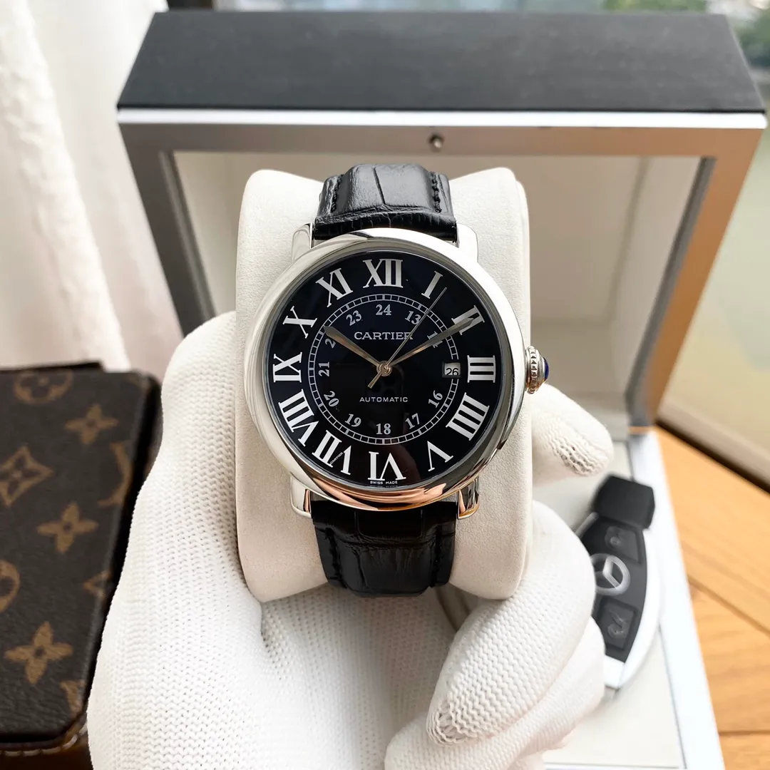 【Foreign trade import】💰1240! Cartier - Cartler🎉 Men's watch, fully automatic mechanical movement, 316 stainless steel case, mineral glass mirror, imported calfskin strap, diameter 40mm, thickness 12mm ⚠️BST real shot picture The men's spirit represented by this watch: integrity, perseverance, fearlessness and loyalty to oneself, whether it is a formal occasion or daily outing, worn on the wrist, it shows the chic and gentlemanly style.