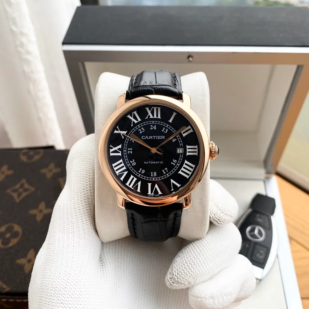 【Foreign trade import】💰1240! Cartier - Cartler🎉 Men's watch, fully automatic mechanical movement, 316 stainless steel case, mineral glass mirror, imported calfskin strap, diameter 40mm, thickness 12mm ⚠️BST real shot picture The men's spirit represented by this watch: integrity, perseverance, fearlessness and loyalty to oneself, whether it is a formal occasion or daily outing, worn on the wrist, it shows the chic and gentlemanly style.