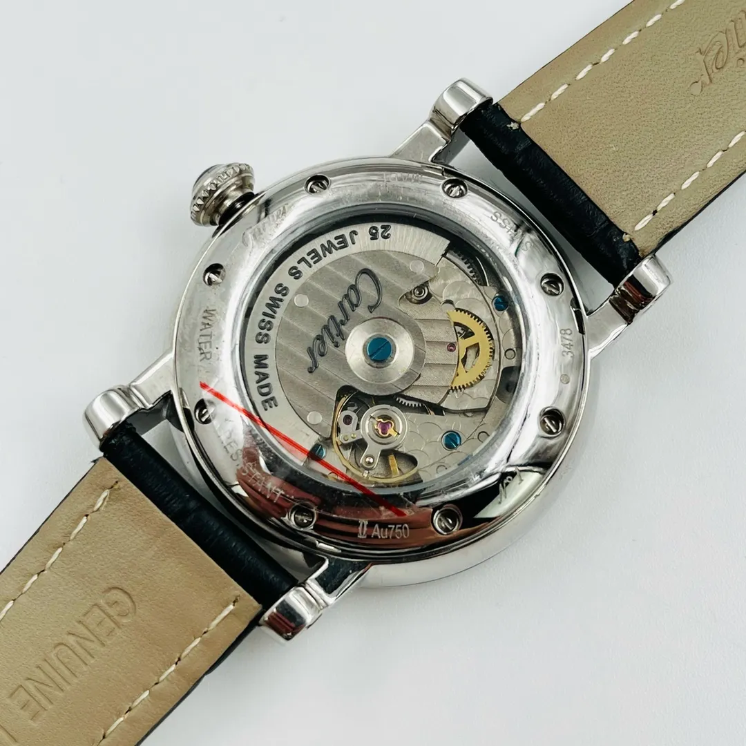 【Foreign trade import】💰1400! Cartier - CARTIER classic three-hand design imported fully automatic three-hand calendar mechanical movement 316L stainless steel case mineral-reinforced mirror genuine cowhide leather strap with original folding buckle Case size: diameter 40.2 mm thickness 12.3 mm Z.W produces outstanding and extraordinary men's style