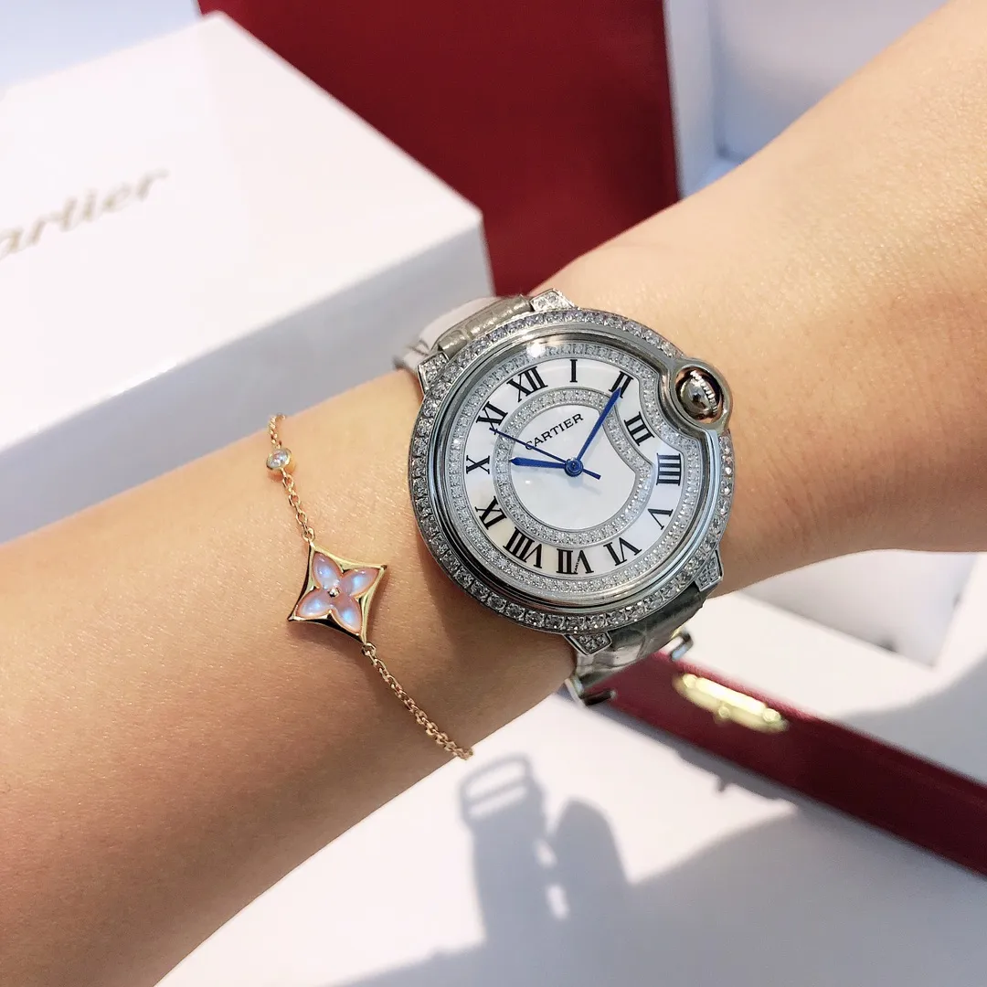 [Foreign trade import] 580 Cartier-CARTIER women's watch, imported quartz movement, 316L stainless steel case, imported cowhide strap, mineral super strong glass mirror, diameter 36mm, thickness 10mm