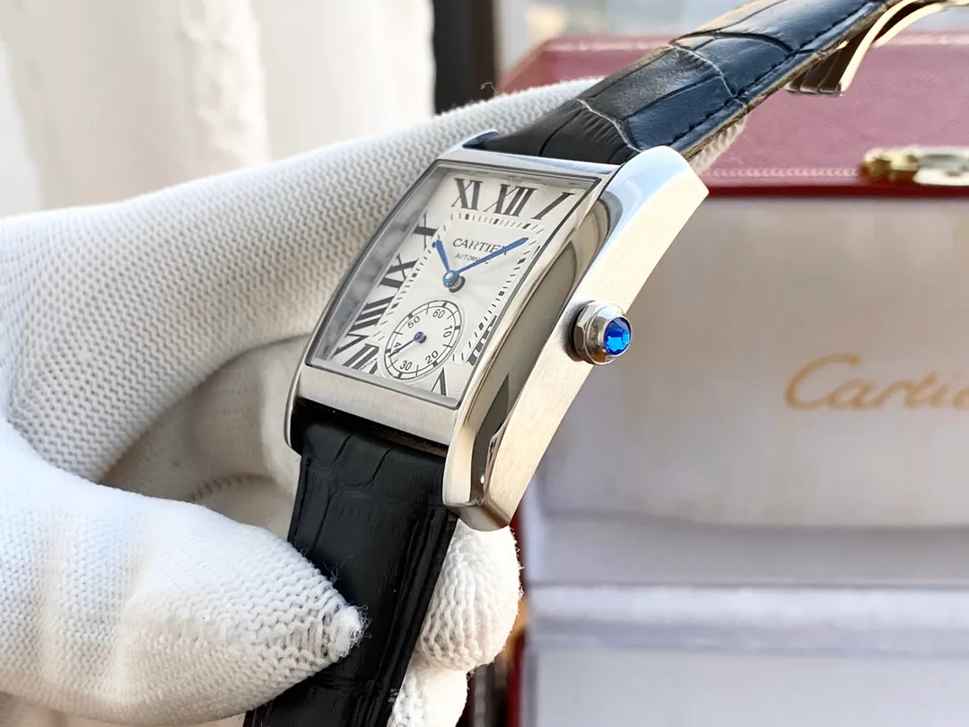 【Foreign trade import】💰1160! Cartier - Cartler🎉Tank Series Men's Watch Fully Automatic Mechanical Movement 316 Stainless Steel Case Mineral Glass Mirror Imported Calf Leather Strap Diameter 40mm Thickness 12mm The men's spirit represented by this watch: integrity, perseverance, fearlessness and loyalty to oneself. Whether it is a formal occasion or a daily outing, wearing it on the wrist shows your chic and gentlemanly style!