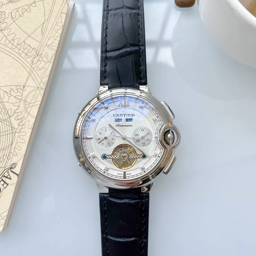 【Foreign Trade Import】💰1720! Cartier (Exquisite quality, outstanding debut) 🎉🎉 [Type]: Boutique men's watch (top-level) exquisite quality [Strap]: Made of genuine cowhide leather strap (durable) [Movement]: Top-level mechanical movement (stable) [Material]: Mineral super strong mirror (higher definition) Exquisite quality Generous style Excellent temperament Wisdom and exclusivity [Size]: 43mm diameter and 12mm thick Hot sale on the market! Welcome to reprint!