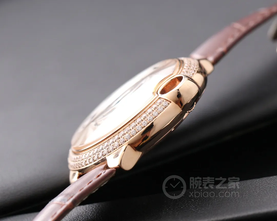 【Foreign trade import】💰3600! 🔥🔥Classic Cartier Cartier Blue Balloon Series: It took two years to perfect Cartier 1:1, with 9-digit dial running 24 hours a day, 6-digit small seconds, equipped with an original imported fully automatic mechanical movement (zero repair), dense bottom (transparent bottom) optional, sleek and elegant, full of noble temperament, men's model 42mm, stainless steel case has been polished by CNC to the extreme, and it is shiny. The level of detail is no less than that of the genuine article, perfectly embodying the unique charm of the original version, which is the soul selling point of the watch. The effect is like a silver plate, the craftsmanship is rough but fine (polished and brushed). The overall luster is surging and flowing, showing the potential of top quality! ⚠️Please look for exclusive quality! Welcome to reprint!