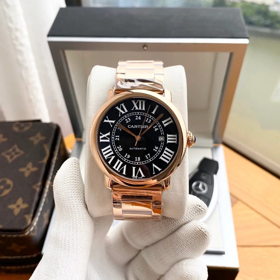 【Foreign trade import】💰1240! Cartier - Cartler🎉 Men's watch, fully automatic mechanical movement, 316 stainless steel case, mineral glass mirror, imported calfskin strap, diameter 40mm, thickness 12mm ⚠️BST real shot picture The men's spirit represented by this watch: integrity, perseverance, fearlessness and loyalty to oneself, whether it is a formal occasion or daily outing, worn on the wrist, it shows the chic and gentlemanly style.