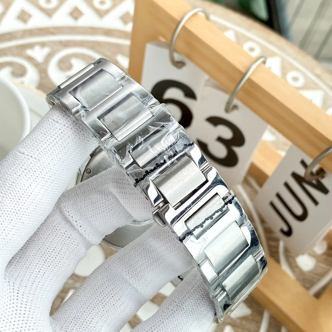 【Foreign trade import】💰1500! Cartier-Cartier ‼ ️Exquisite men's watch, noble and elegant, four-hand separated design, gentlemanly style, excellent quality, hot selling all over the city. Using fully automatic mechanical movement, top-grade 316 stainless steel case, imported calfskin strap, mineral super mirror, size 46*13🔥Top quality products are constantly produced🔥