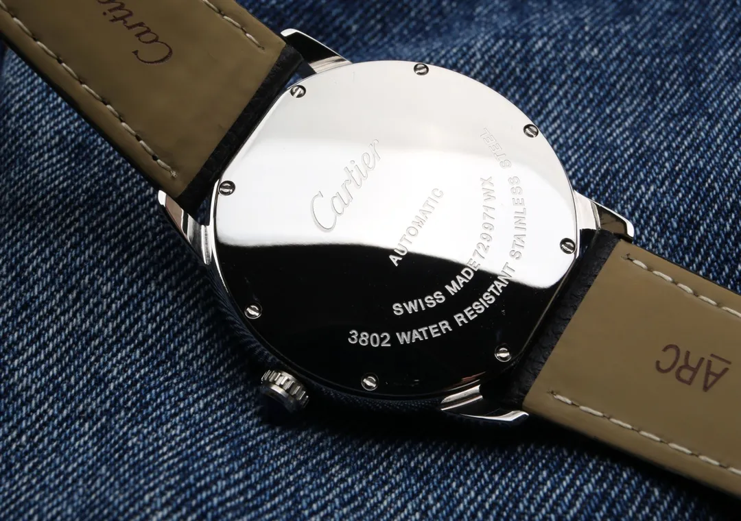 【High-end replica】💰1720! The 2022 new popular Cartier London series men's watch is newly launched [Movement] Equipped with a brand new Japanese original Citizen 8215 mechanical movement, zero repair, good reputation, accurate travel time, and good stability! [Case] ​​Made of 316 stainless steel, the CNC deeply processed handle is inlaid with the same white spinel as the genuine product. The Mohs hardness reaches nine levels, and it is equipped with a sapphire scratch-resistant mirror! The original version synchronizes the 42/11mm shell size [Strap] with original imported Italian crocodile leather pattern [Details] The three-pin model uses the same easy-to-use one-button ear-opening function as the original! This is a luxury and trendy darling, worthy of collection by men (focus on original and new machines) Don’t forget the original intention~, JH...!