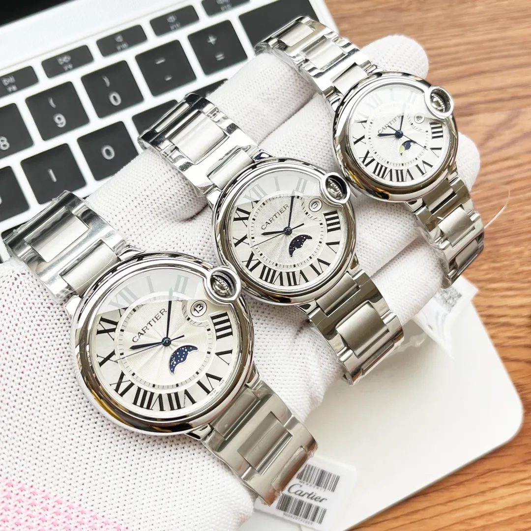 [High-end replica] 💰1720 each! Three sizes in one produced by Taiwan factory, size 33mm 36mm 42mm, Cartier Blue Balloon series: the latest quartz watch for couples, three-hand moon phase and star display, double sapphire glass mirror, 316 stainless steel case, steel blue sword-shaped hands, water drop fisheye effect sapphire mirror 3 o'clock glass opening🈷️Tooth reflection, Italian imported cowhide, 316 original steel belt, size 33mm 36mm42mm (bottom cover coded warranty card and hangtag three codes in one) individually packaged, Xiaohongshu recommends best-selling models, Douyin live broadcast popular models come to Long