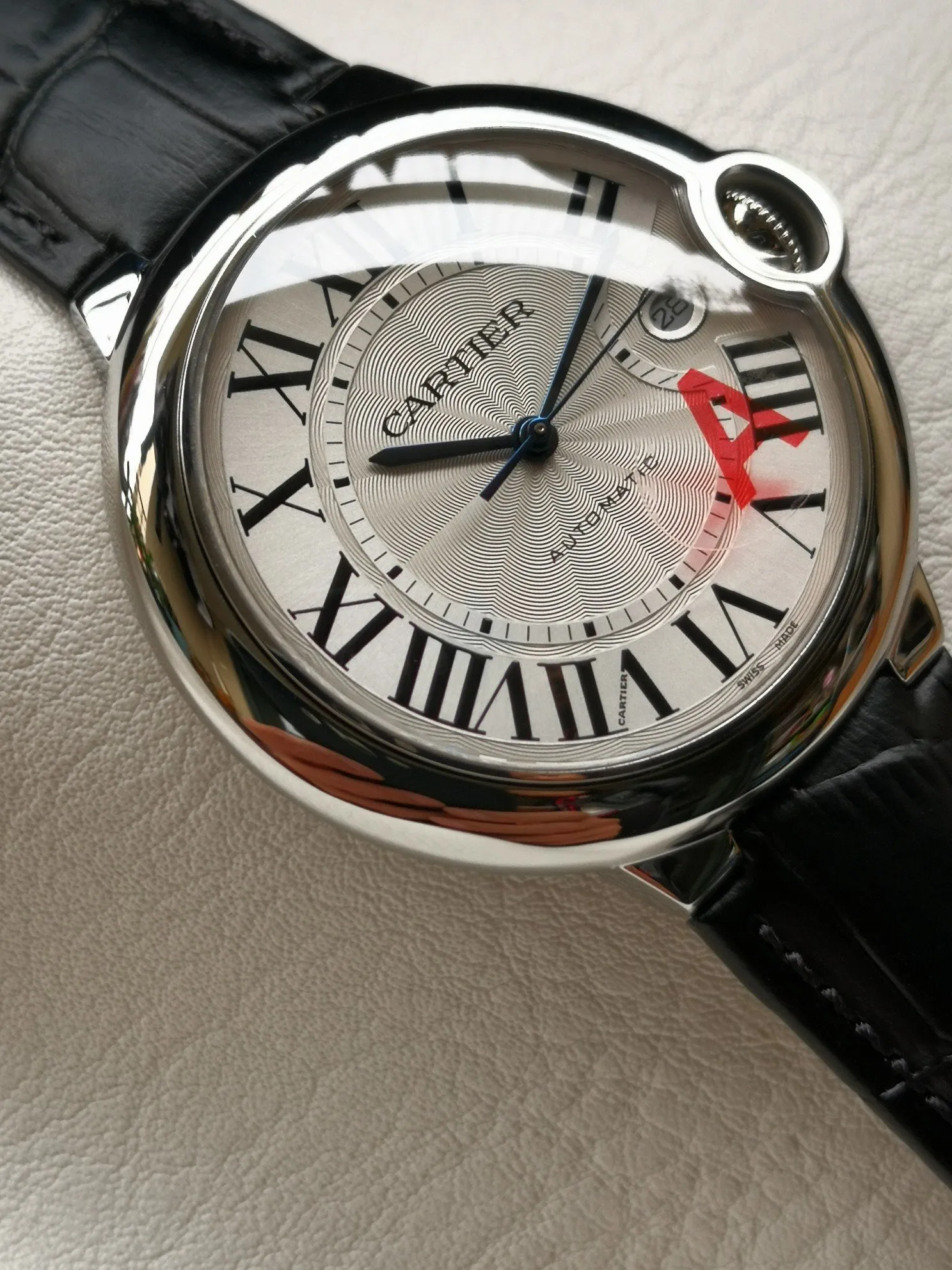 【High-end replica】💰1080! 【Taiwan Factory】💰1920! 【Top Replica】💰Private chat! Cartier Blue Balloon series watch (guilloché dial, 2824-2 fully automatic machine, 42 mm), pays tribute to the retrograde, God bless the world! This picture was taken as a top-notch replica!