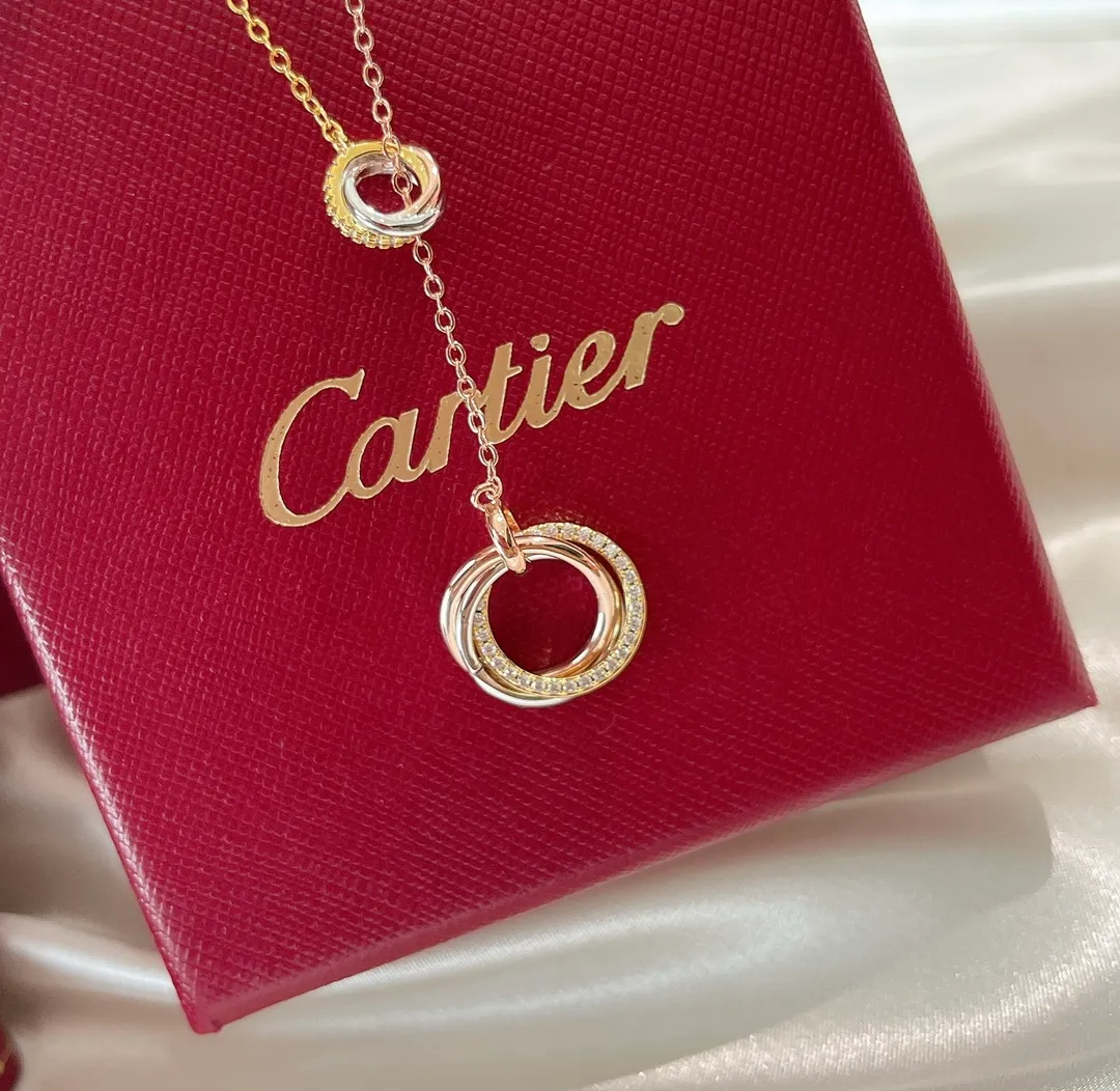 【Purchasing quality】💰360! Cartier Cartier's new 21-year Trinity series three-color double-ring tassel necklace, classic and durable, versatile, selected from Germany imported V gold material, electroplated with ultra-thick gold, consistent with the original, rose gold, super versatile, whitening necklace