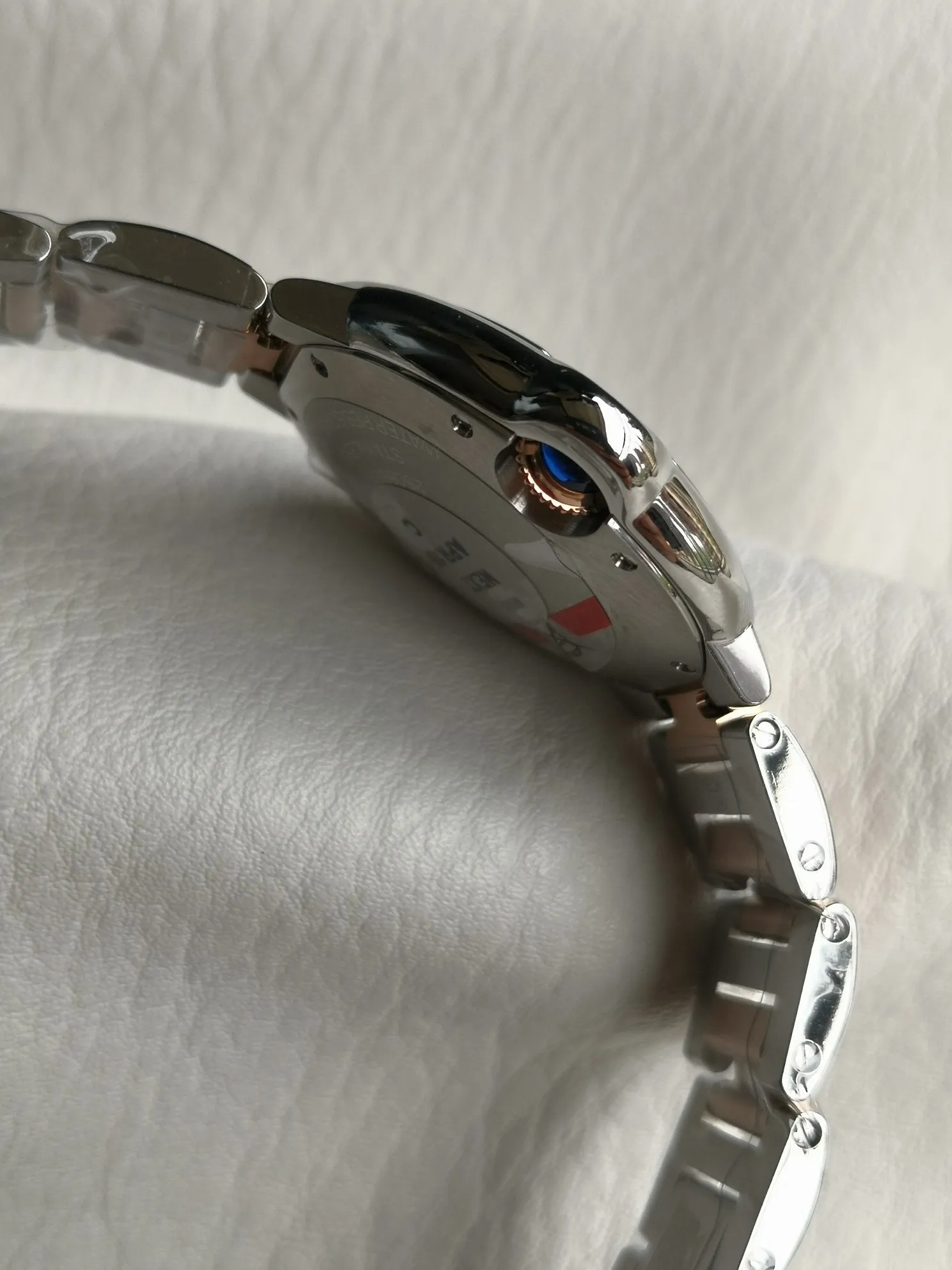 [High-end replica] 💰1160@ Taiwan factory 💰1760! Top replica 💰Private chat! Cartier Blue Balloon series watch (guilloché dial, sword-shaped blue steel hands, quartz, 33mm), pays tribute to the retrograde, God bless the world! This picture was taken as a top-notch replica!