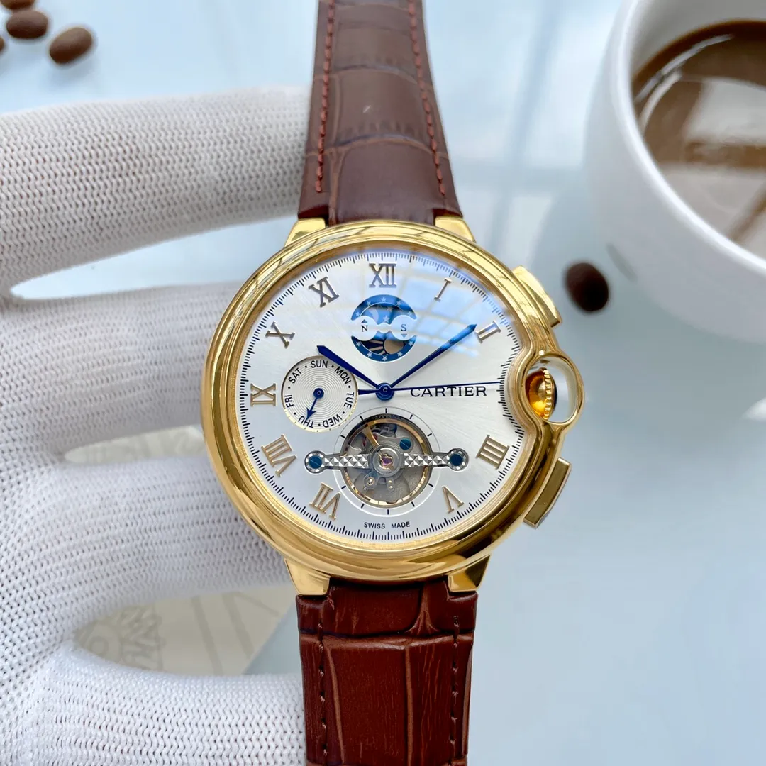 【Foreign Trade Import】💰1720! Cartier (extremely noble and wise work) 🔥Type: Exquisite men's watch (more excellent) 🔥Strap: Genuine leather strap (more durable) for real men 🔥Movement: super top mechanical movement (more stable) Perpetual and permanent 🔥Material: mineral super strong mirror (more wear-resistant) Smart style, strong sense of thickness, special design, return with honor Size: 43mm in diameter, 12mm thick, smart launch! Welcome to reprint!