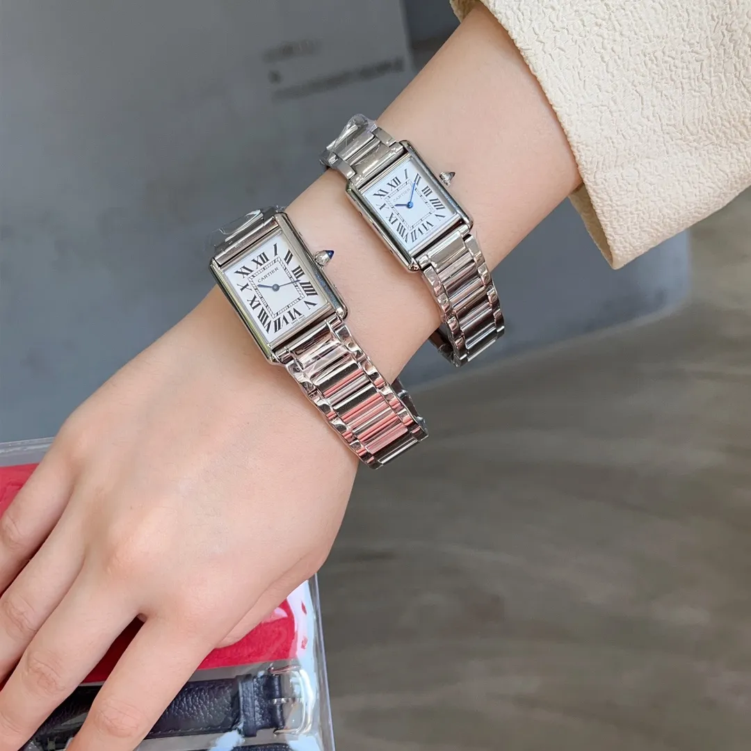 【Purchasing quality】💰1720! Cartier Tank Tant Must! Cartier’s new TankMust watch will be launched in 2022. It Must be a TANK Among all the classic Cartier tank watches, if I want to own a watch that I wear every day, I will definitely choose the TANK Solo, and now this matter may be changed by the latest TANK MUST in 2022. This year, the brand launched a new TankMust series of watches. With its simple and precise lines, it is regarded as a model of Cartier’s elegant style. The design of the watch has been innovated while maintaining the original design. The lugs have become more rounded. The proportions of the dial have been adjusted. Cartier has set the bead-shaped winding crown with cabochon gemstones and equipped with the original ultra-thin special quartz solar movement☀️. Comparisons are welcome for the internal structure details! Free original imported calfskin! The texture is delicate and soft and fits the skin very well! Comparable to ordinary products not on the market! This TankMust series watch also uses the brand’s iconic square case! Medium size 33.7x25mm, small size 29.5x22mm, thickness 6mm. Silver-plated dial and sword-shaped hardened blue steel hands, crystal glass and unique blue spinel inlaid on the crown! Compared with the previous line processing, it is more rounded and smooth. In addition, the watch is also equipped with a quick-release strap function. This design also greatly increases the comfort and convenience of daily wearing!