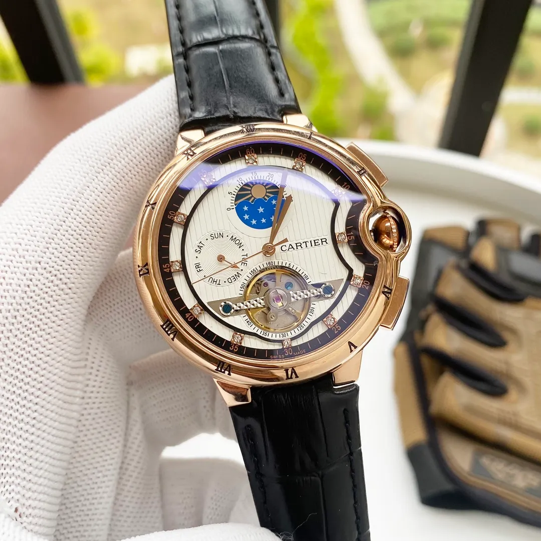 【High-end replica】💰1720! Cartier's premium men's watch features a stunning three-needle hollow flywheel design, exquisite craftsmanship, originality, nobility and gentlemanly style. Using fully automatic mechanical movement, top-grade 316 stainless steel case and strap, mineral super mirror, size 46*13