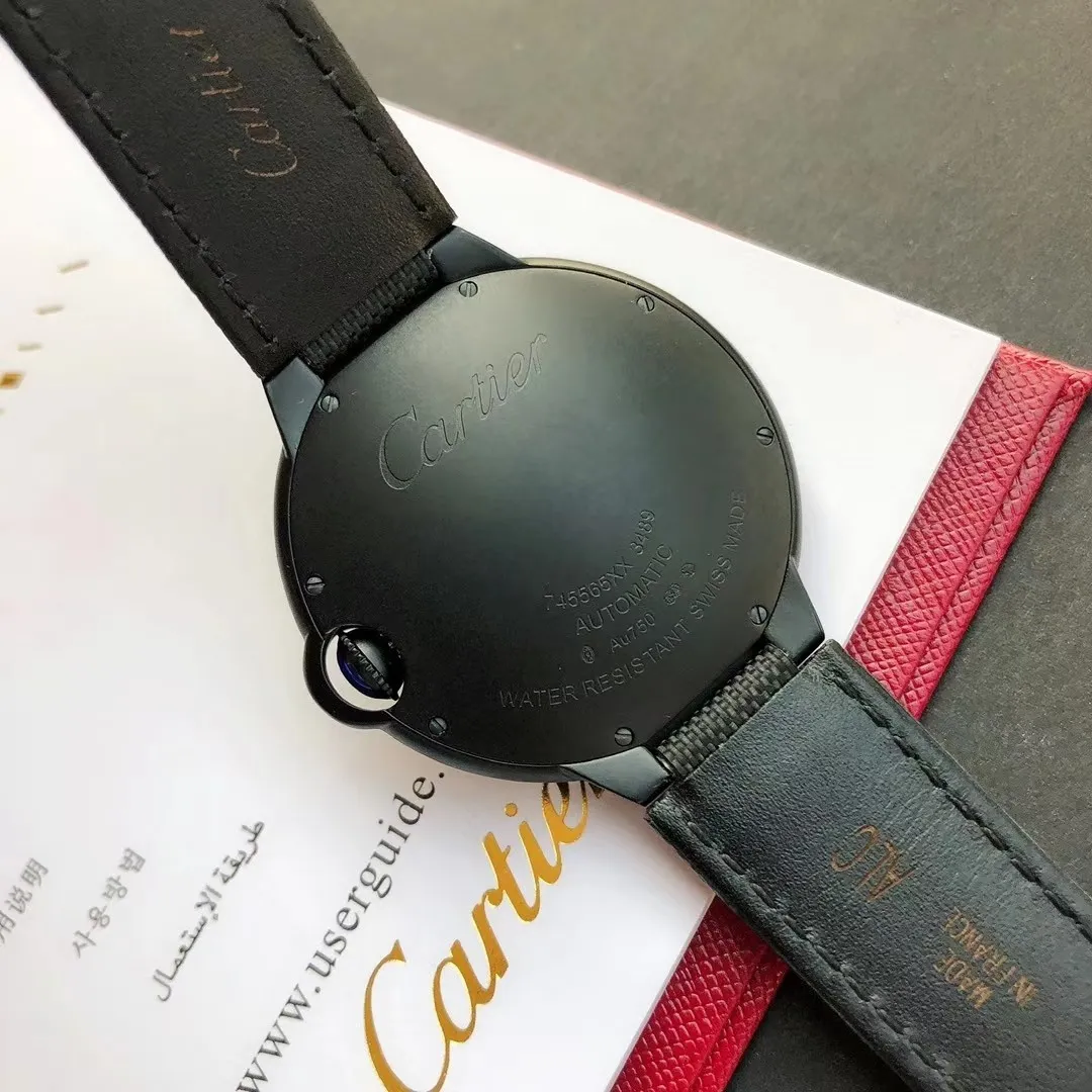 【Customized all-in-one machine】💰1920! Cartier Blue Balloon [Cross-border peak, replica of the original version] GD quality control ingenuity creates a classic model - the Cartier Blue Balloon 42mm series is a one-to-one replica of the original version, sleek and elegant, showing nobility. [Case] ​​The case size is synchronized with the original 42/13mm 316L stainless steel case, which is extremely polished and shiny. The level of detail is no less than the original, perfectly embodying the unique charm of the original. [Movement] Equipped with the imported Citizen 9015 movement, the parameters are synchronized with the original ones, and can be simultaneously upgraded to the Swiss ETA machine. It has accurate travel time, delicate winding feel, and the time adjustment direction is synchronized with the original ones. [Strap] It is equipped with a first-layer cowhide strap imported from Italy and a top-grade 316L stainless steel strap to choose from. The steel belt is exquisitely polished ⚠️ Please look for the exclusive quality produced by GD