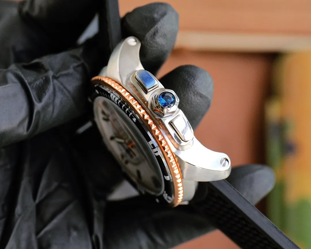 【Customized all-in-one machine】💰1920! Cartier, imported multi-functional quartz movement, rubber strap, sapphire mirror, 43*14mm, the silhouette sculpted by years and experience in shopping malls continues the elegant legend of the domineering president driver de cartier