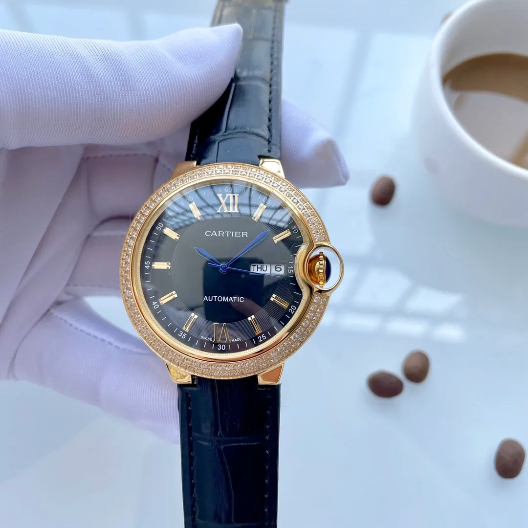【Foreign trade import】💰2400! Cartier (extremely noble and wise work) best design [福] [Type] exquisite men's watch (more excellent) real man [福] (legendary sales! [strap] genuine cowhide strap (more comfortable) deeply loved [福] [movement] super top mechanical movement (more stable) perpetual motion [福] [material] mineral super strong mirror (more wear-resistant) super thick feel [福] wise style [福] atmospheric design [福] Return of the King [福] [Size] 43mm in diameter and 13mm thick. Welcome to reprint!