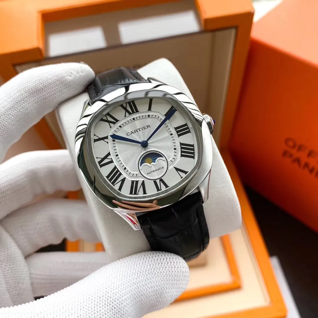 【Foreign trade import】💰1160! Cartier-Cartier ‼ ️The latest hot model, the Knight series, a premium pillow-shaped men's watch, follows Cartier's classic Roman dial and sword pointer display, and is equipped with a six-digit true moon phase design. It is a masculine work, unique, noble and luxurious, and gentlemanly. Adopting fully automatic mechanical movement, top-grade 316 stainless steel case, imported calfskin strap, mineral super mirror, size 42*12🔥Top quality products are constantly produced🔥