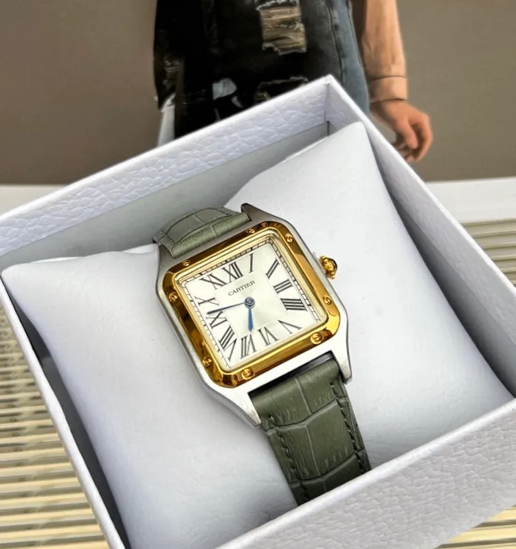 [High-end replica] 💰1040 each! Cartier Santos Couple 👫 Exclusively recommended Cartier, Santos, new ultra-thin dial, screw bottom cover, original buckle ~ Size: small size 38*27.5, large size 43.5*31.4~~