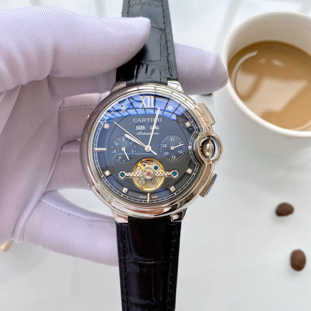 【Foreign Trade Import】💰1720! Cartier (Exquisite quality, outstanding debut) 🎉🎉 [Type]: Boutique men's watch (top-level) exquisite quality [Strap]: Made of genuine cowhide leather strap (durable) [Movement]: Top-level mechanical movement (stable) [Material]: Mineral super strong mirror (higher definition) Exquisite quality Generous style Excellent temperament Wisdom and exclusivity [Size]: 43mm diameter and 12mm thick Hot sale on the market! Welcome to reprint!