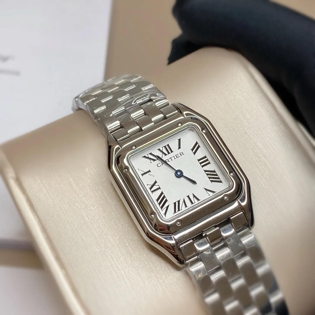 2021 Summer New Style 𝐯𝐜𝐚 𝐅𝐚𝐜𝐭𝐨𝐫𝐲 Produced by Cartier Cheetah without handle Brand: 𝐂𝐚𝐫𝐭𝐢𝐞𝐫·Cartier™️ Series: 𝐏𝐀𝐍𝐓𝐇𝐄𝐑𝐄 𝐃𝐄 (Japanese バージョン) Movement: Swiss quartz Size: 𝟐𝟐/𝟑𝟎𝐦𝐦 small, 𝟐𝟕/𝟑𝟓𝐦𝐦 medium Material: 𝟑𝟏𝟔 stainless steel Button: original pull button Function: hour hand