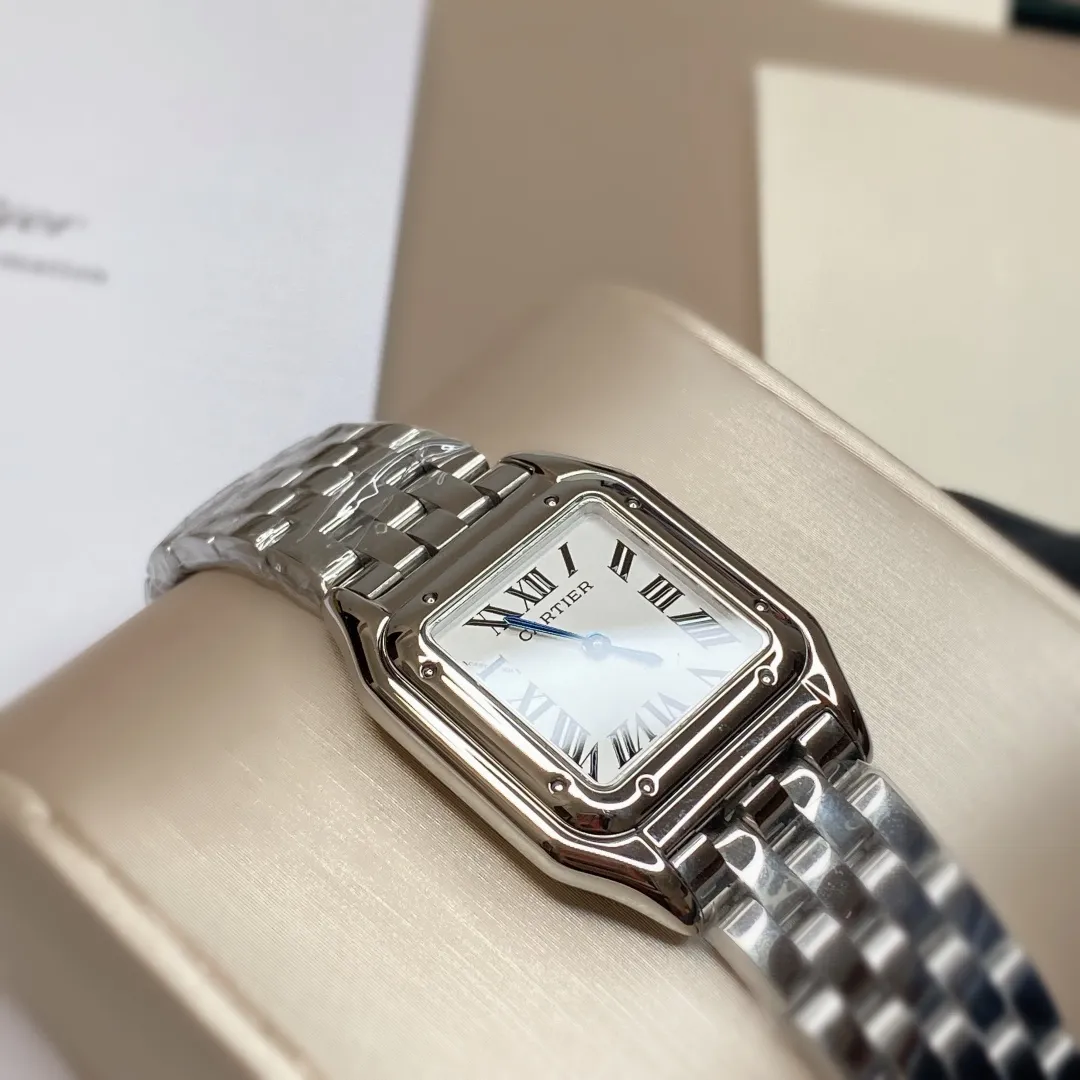 2021 Summer New Style 𝐯𝐜𝐚 𝐅𝐚𝐜𝐭𝐨𝐫𝐲 Produced by Cartier Cheetah without handle Brand: 𝐂𝐚𝐫𝐭𝐢𝐞𝐫·Cartier™️ Series: 𝐏𝐀𝐍𝐓𝐇𝐄𝐑𝐄 𝐃𝐄 (Japanese バージョン) Movement: Swiss quartz Size: 𝟐𝟐/𝟑𝟎𝐦𝐦 small, 𝟐𝟕/𝟑𝟓𝐦𝐦 medium Material: 𝟑𝟏𝟔 stainless steel Button: original pull button Function: hour hand