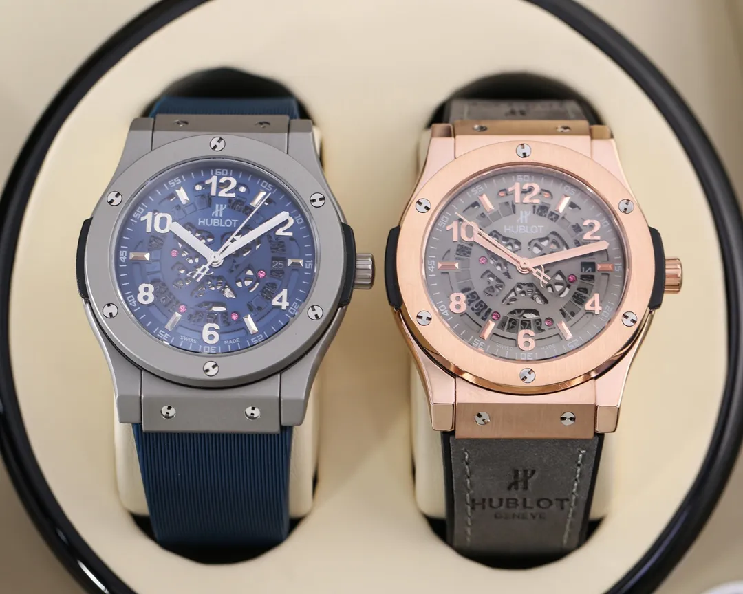 【Foreign trade import】💰1160! Hublot is grand and extraordinary. Type: Boutique men's watch (top excellence). Exquisite quality. Domineering style. Noble and generous. Grand style. Wisdom and exclusivity. Strap: imported rubber strap (comfortable and durable). Movement: fully automatic mechanical movement (stable travel time). Material: mineral super strong mirror (wear-resistant performance). Size: 44mm in diameter and 13mm thick. HD counter! Welcome to reprint!