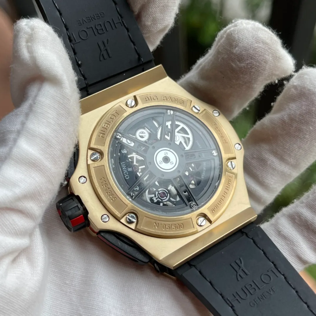 【Foreign Trade Import】💰1440! Hublot (Hengbao) [Series]: BIG BANG series [Strap]: Malaysian fragrant rubber strap [Movement]: VK quartz movement imported from Japan (zero error and zero repair) [Mirror]: Mineral-strengthened glass (higher definition) Elegant taste Vast and majestic Ingenuity A treasure for the wrist Size: 46mm in diameter and 12mm thick Hot on the market! Welcome to reprint!