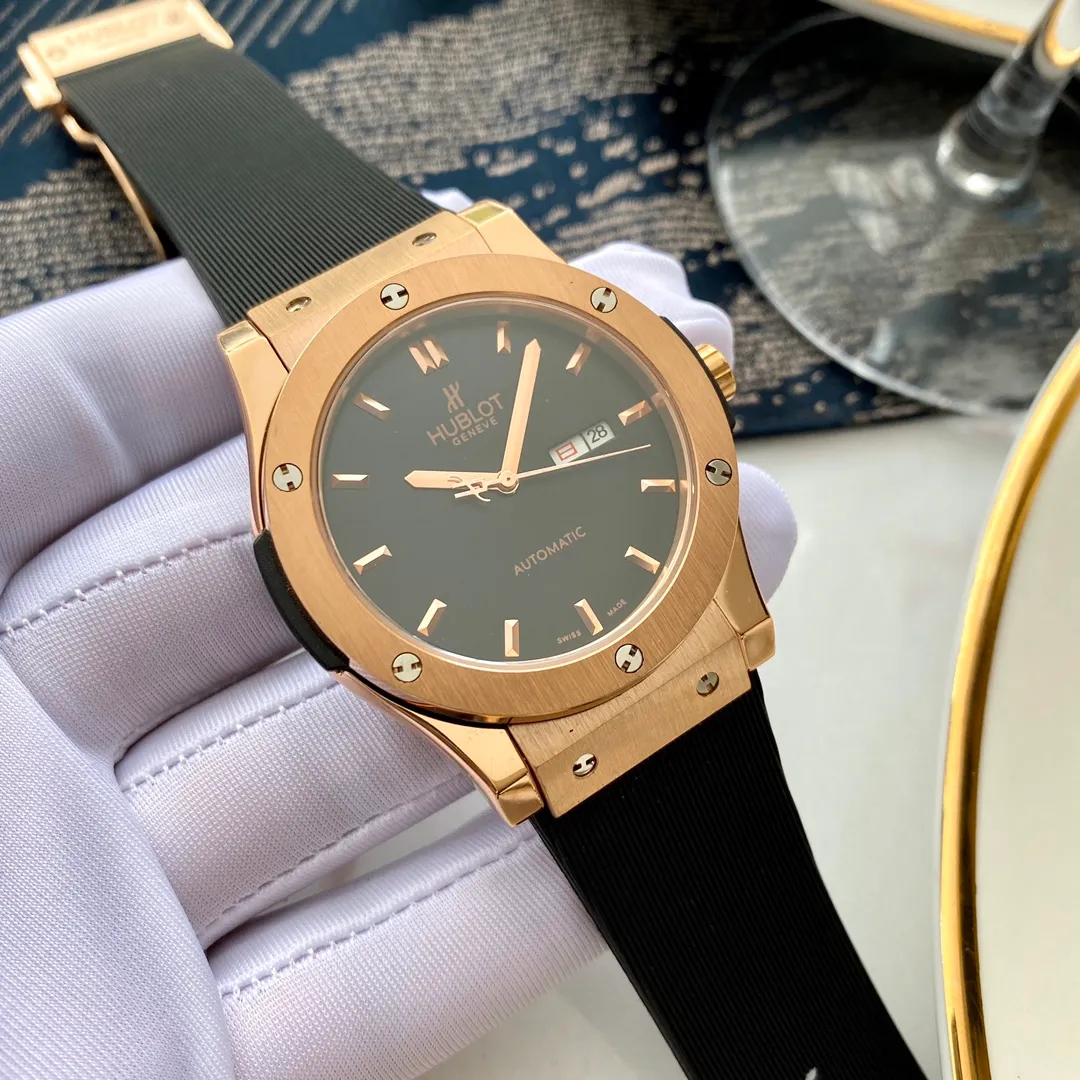 【Foreign trade import】💰1280! Hublot's premium men's watch has a classic three-hand design, noble atmosphere, gentlemanly style, excellent quality, and is a hot seller all over the city. It adopts fully automatic mechanical movement, top-grade 316 stainless steel case, imported calfskin strap, mineral super mirror, size 44*13, welcome to reprint!