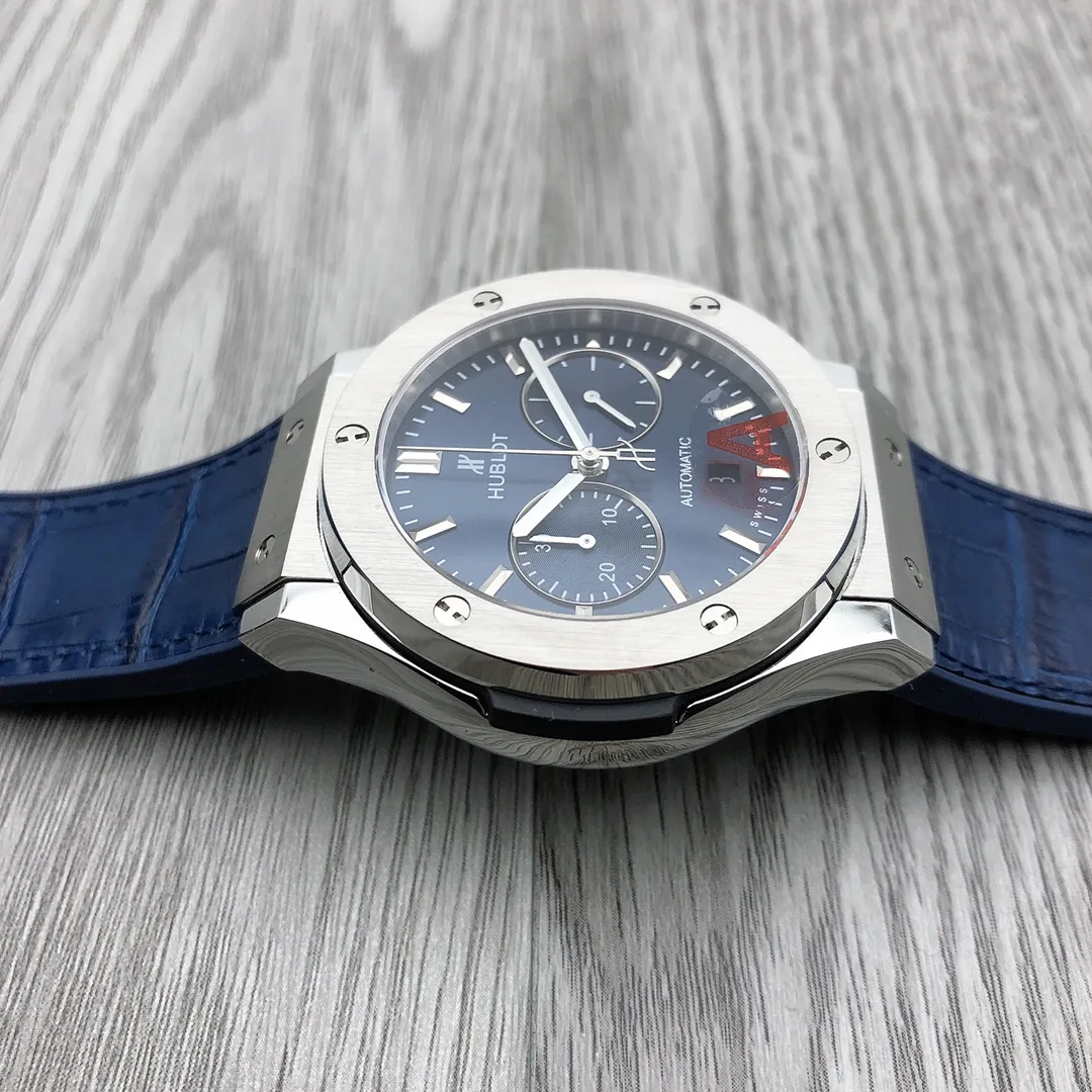 【Top Replica】💰3700! HBB Classic Chronograph Big Bang Chronograph Brand: Hublot HUBLOT Movement: Imported 7750 multi-function mechanical movement Material: 316 stainless steel Glass: natural sapphire Strap: high-grade natural rubber strap, belt.           Waterproof: 50 meters Accessories: round diamonds, square diamonds, ceramic rings can be replaced at will Buckle: original butterfly buckle Table diameter, 44mm