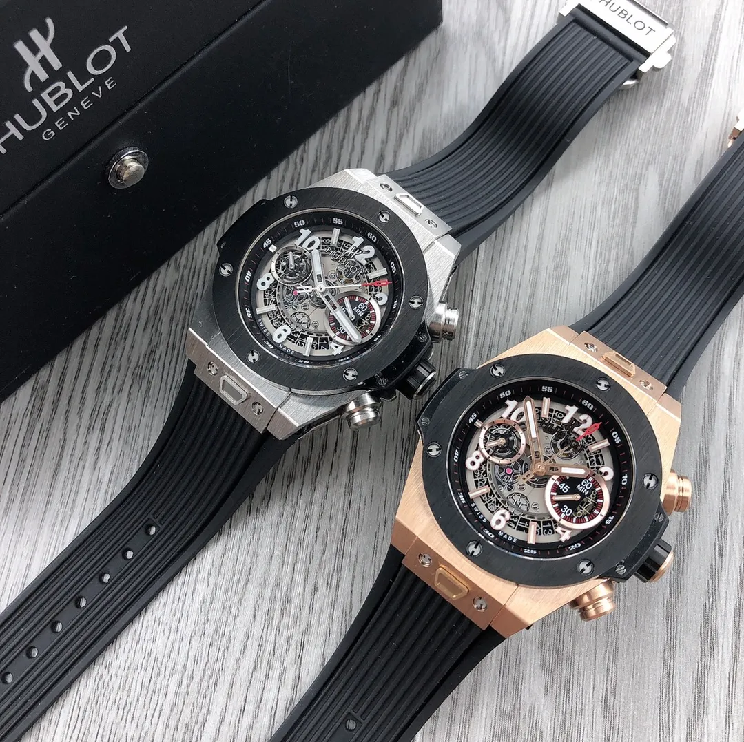 Hublot HUBLOT - A42 is brave and fearless, punching and punching, referred to as "HUB" and "Hengbao", BigBang big bang element material chronograph v2 version ❶The case is made of imported 316 stainless steel material, the design is explosive game ❷ Equipped with 7750 modified "HUB1242" automatic movement, timing start and one-button flyback, perfectly restoring the original function, automatic adjustment for secondary weight gain Achieve more stable travel time and ultra-low repair rate Game ❸The watch strap is made of natural oak rubber strap, super waterproof, soft and comfortable ❹The watch mirror is made of natural sapphire glass, wear-resistant and scratch-resistant, transparent and zero defects. As a young brand, Hublot reaffirms youthful vitality with high-end manufacturing with its flamboyant personality and unique design. We will feel the freedom of youth with everyone! ! !
