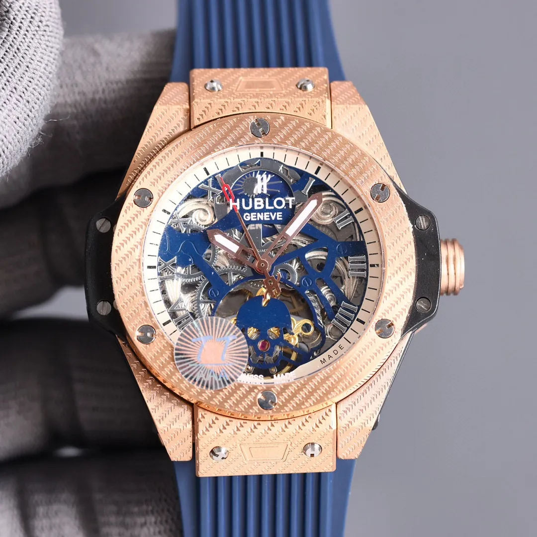 【High-end replica】💰1720! Carbon fiber body Avant-garde personality Ingenious craftsmanship BIG BANG is about being different and kingly style [Latest]: Hublot [Series]: BIG BANG series [Strap]: Malaysian fragrant rubber strap [Movement]: High-end fully automatic imported Citizen mechanical movement [Mirror]: Mineral-strengthened glass (higher definition) Elegant taste Vast and majestic Ingenuity A treasure for the wrist Size: diameter 46mm, thickness 12mm. Hot sale! Welcome to reprint!