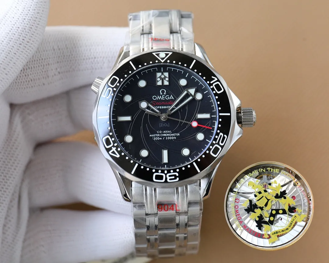 【High-end replica】💰1240! 【Customized all-in-one machine】💰1720! In 2022, the official strongly recommends the Omega Seamaster 300m 007 Special Edition Diving Watch with exclusive quality on the entire network [Movement] Equipped with imported 9015 all-in-one machine [Buckle] The steel band uses the original buckle [Mirror] Sapphire mirror [Case] ​​Made of 316L stainless steel case, equipped with the only one-way rotating ceramic ring in its class. Deeply waterproof, watch diameter 42mm × 13mm🔥Top product, high quality products constantly🔥