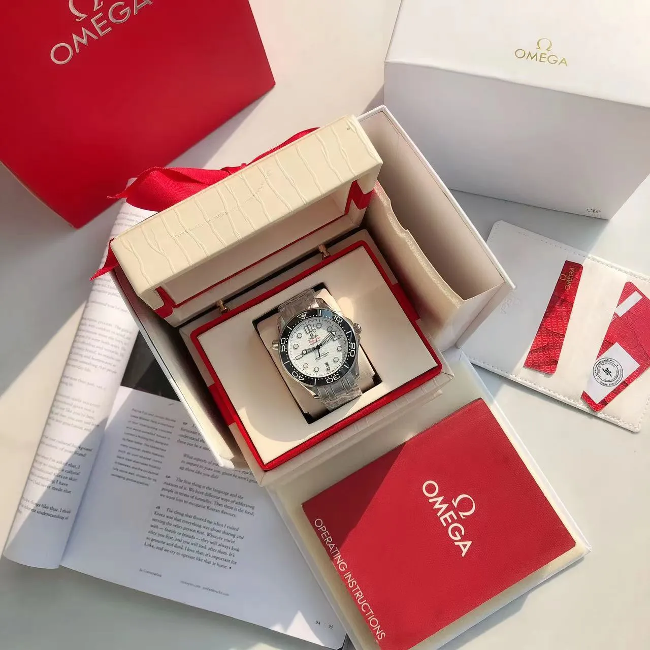 【High-end replica】💰1160! 【Customized all-in-one machine】💰1720! Omega Seamaster's new upgraded version of Seamaster 300 meters has arrived. It continues to adhere to practical value, delve into appearance details, and import an all-in-one movement. There is no best, only a better upgrade concept. It will once again push the entire series of Seamaster watches with the new Citizen movement to the top!  [Upgrade 1] Corrected the bezel to match the color of the letter, synchronized with the original genuine sunken luminous pearl, and the luminous color is synchronized [Upgrade 2] Corrected the original synchronized 8800 movement automatic hammer, effectively combined with the durability of the imported 9015 movement, and more intuitively close to the original [Upgrade 3] Upgraded the arched scratch-resistant sapphire glass mirror, since then‼ ️ All watches are made of sapphire glass [Upgrade 4] Using original genuine CNC molds, perfectly copying the same shell shape and band-shaped curvature of the genuine products. The appearance similarity with the genuine products is indistinguishable. The pictures were taken on a customized all-in-one machine!
