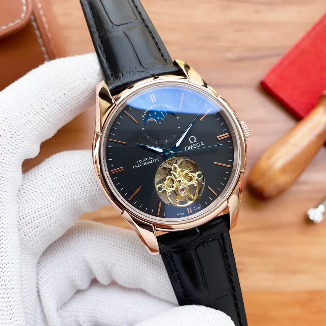 【High-end replica】💰1440! Omega🔥Best design🔥Exclusive first release🔥 [Type]: Fine men's watch [Strap]: Genuine cowhide strap [Movement]: High-end fully automatic mechanical movement [Mirror]: Sapphire mirror (higher definition) Elegant taste Vast and majestic Ingenuity A treasure for the wrist Size: 41mm in diameter and 12mm thick Hot sale on the market! Welcome to reprint!