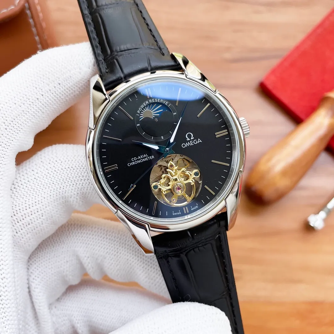 【High-end replica】💰1440! Omega🔥Best design🔥Exclusive first release🔥 [Type]: Fine men's watch [Strap]: Genuine cowhide strap [Movement]: High-end fully automatic mechanical movement [Mirror]: Sapphire mirror (higher definition) Elegant taste Vast and majestic Ingenuity A treasure for the wrist Size: 41mm in diameter and 12mm thick Hot sale on the market! Welcome to reprint!