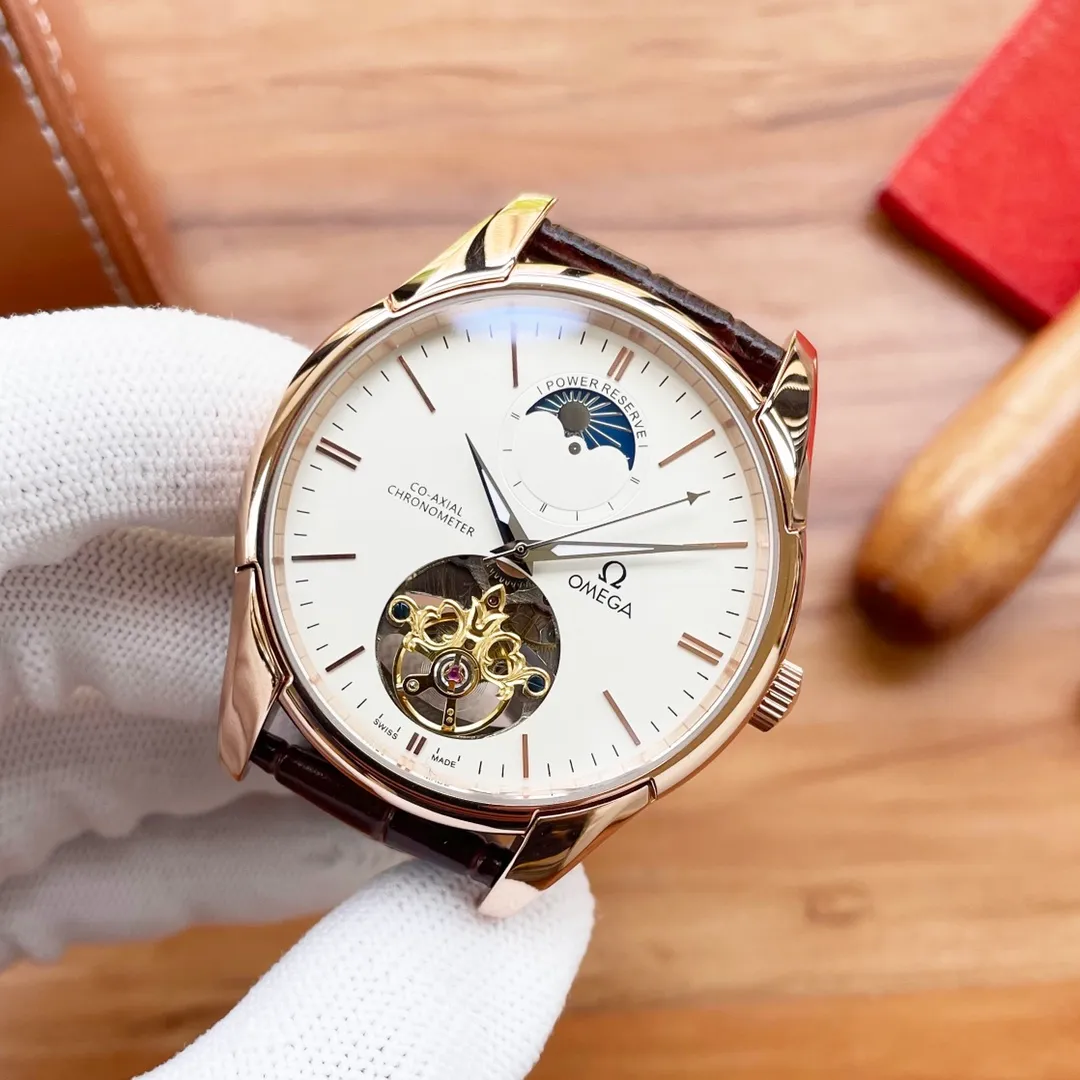 【High-end replica】💰1440! Omega🔥Best design🔥Exclusive first release🔥 [Type]: Fine men's watch [Strap]: Genuine cowhide strap [Movement]: High-end fully automatic mechanical movement [Mirror]: Sapphire mirror (higher definition) Elegant taste Vast and majestic Ingenuity A treasure for the wrist Size: 41mm in diameter and 12mm thick Hot sale on the market! Welcome to reprint!