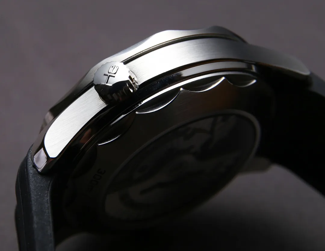 【Top Replica】💰3700! 2022 new product, Omega Seamaster 300m series, currently the latest on the market, based on the TW factory, the bezel and other details have been further revised to create the ultimate version, size 41x14.5mm, 8500 black balance automatic mechanical movement, 316 stainless steel case bracelet, ceramic bezel, sapphire mirror, super sapphire blue luminous ding, folding buckle, waterproof 200 meters⚠️Please look for exclusive quality (focus on original new machines) Focus is an attitude, produced by JH!