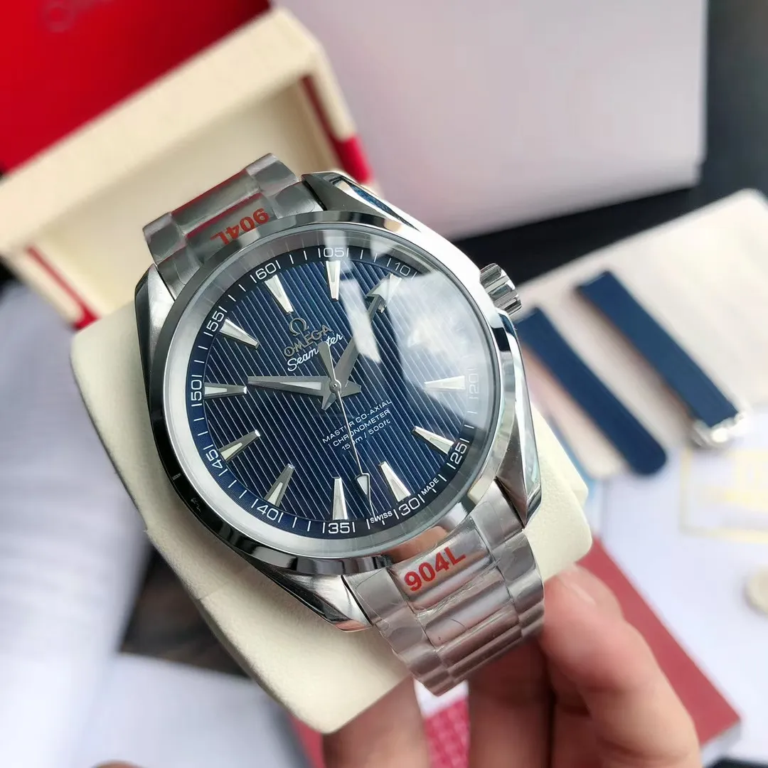 【Customized all-in-one machine】💰1720! Omega Seamaster 150-meter watch [Ocean charm, classic hot model] The classic and timeless design is very characteristic of the Omega brand [Movement] Equipped with the imported brand new Citizen 9015 all-in-one automatic mechanical movement, accurate and durable, highly recognized by watch friends [Case] 316L stainless steel case, modified and beautiful body, original consistent 41.5mm diameter, curved dial, depth waterproof to 200 meters [Bracelet] imported fine steel strap Equipped with the original folding clasp of the same material, the details are synchronized with the original product ⚠️Please look for the exclusive quality produced by GD