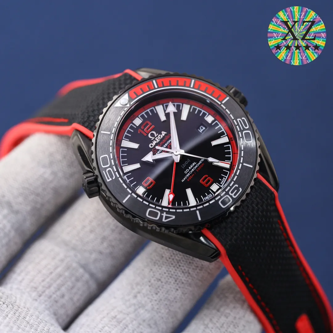 【Top replica】💰2900! Omega-Universe Ocean 600 meters, the full series of deep-sea black watches once again push to the top! Five codes in one, warranty card, diamond card, observatory certification card, hang tag, etc. Exclusive number 87895505, exclusive quality, exclusive packaging. In 2022, the official highly recommended Seamaster series 600-meter diving watch has exclusive quality on the entire network [Model] 215.32.44.21.01.001 [Movement] Equipped with 8900/8906 automatic mechanical movement, original see-through design, revised movement, accurate running time, strong practicality, 100% waterproof [Glass] With arched wear-resistant glass, diameter 45.5mm, thickness 15.5mm [Case] Made of 316L fine steel case, post-processed and polished, equipped with the only original one-way rotating chronograph ring with a ceramic ring in its class [Watch strap] Belt/tape/steel strap, buckle steel strap 316L fine steel brushed and polished, Italian imported cowhide with imported frog glue, steel strap with same-level original Omega stretch buckle, fine-adjustable buckle, best value for the same level, please certify the exclusive details, the exclusive quality code is 87895505 genuine copy-Reprint. Welcome to reprint!