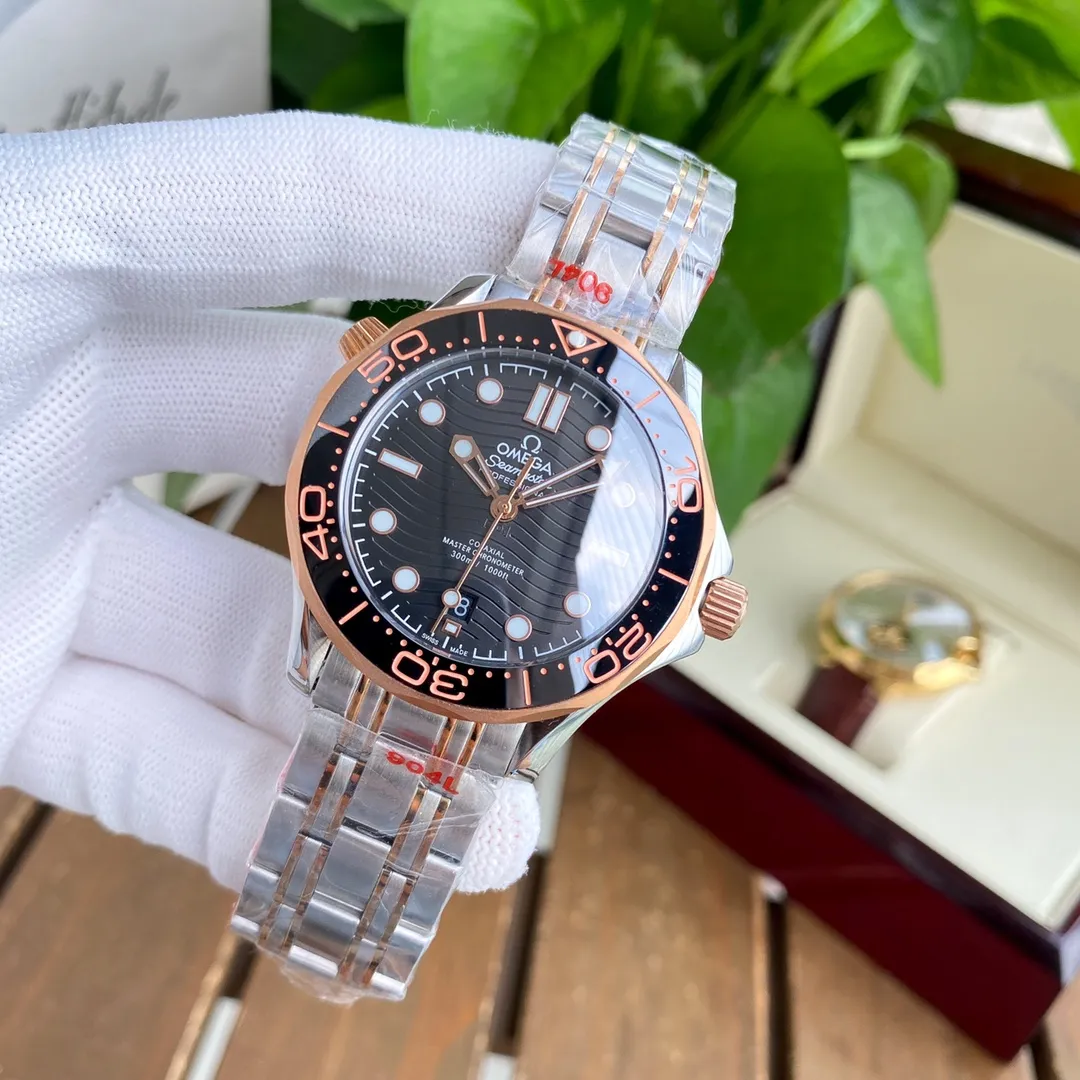 【Foreign trade import】💰1160! OMEGA-OMEGA🏅🏅 Type: Men's watch🎉🎉 Case: Top version 316 stainless steel L Strap: 316L stainless steel strap Movement: 8215 Citizen mechanical movement ⚙️ Mirror: High-end double-push Sapphire mirror glass Size: 40mm in diameter, 11mm thick ⭐"Original single molded pin buckle, ice blue luminous, steel belt buckle can be fine-tuned Calendar disk color official website synchronization ”⭐ 🍷Exquisite inheritance of real effects, quality guaranteed! ‼ ️The elegant style instantly enhances the charm of men and is a symbol of taste and noble life!