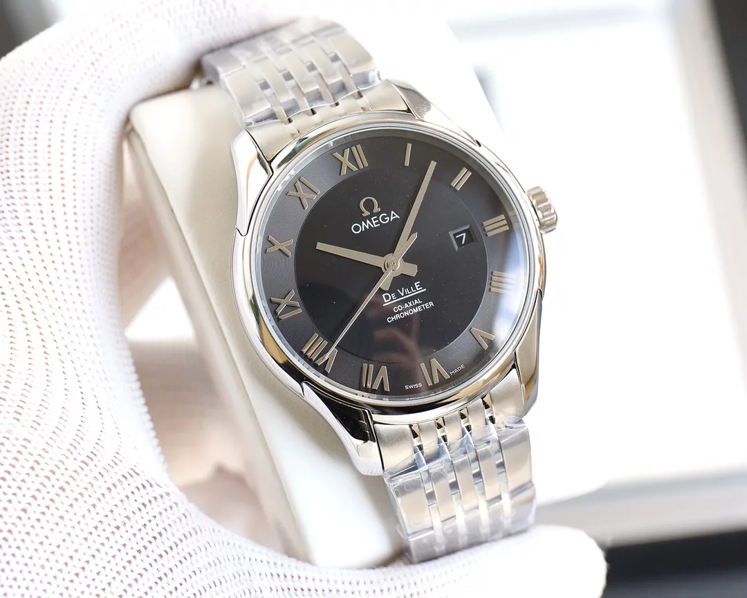 【High-end replica】💰1240! 【Customized all-in-one machine】💰1760! Omega De Ville series men's mechanical watch, a new upgraded version will arrive in 2023. The modified quality is exclusively customized with a special design of the 8500 movement splint. [Movement] Re-engraved and restored 8500 coaxial movement, with a see-through bottom showing the movement at a glance, perfectly presented. [Case] 316L stainless steel case, made with exclusive CNC technology, with arched wear-resistant super strong glass, clear text lines and well-proportioned checkering. Three degrees waterproof, watch diameter 41/11mm [Watch chain] Italian imported cowhide leather strap with original folding clasp or 316 stainless steel original clasp optional. The exclusive quality code is 83145368.