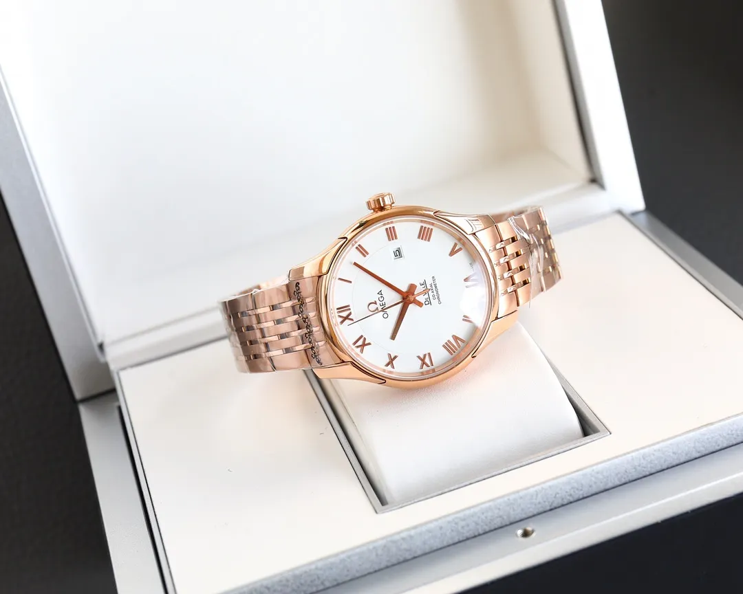 【High-end replica】💰1240! 【Customized all-in-one machine】💰1760! Omega De Ville series men's mechanical watch, a new upgraded version will arrive in 2023. The modified quality is exclusively customized with a special design of the 8500 movement splint. [Movement] Re-engraved and restored 8500 coaxial movement, with a see-through bottom showing the movement at a glance, perfectly presented. [Case] 316L stainless steel case, made with exclusive CNC technology, with arched wear-resistant super strong glass, clear text lines and well-proportioned checkering. Three degrees waterproof, watch diameter 41/11mm [Watch chain] Italian imported cowhide leather strap with original folding clasp or 316 stainless steel original clasp optional. The exclusive quality code is 83145368.