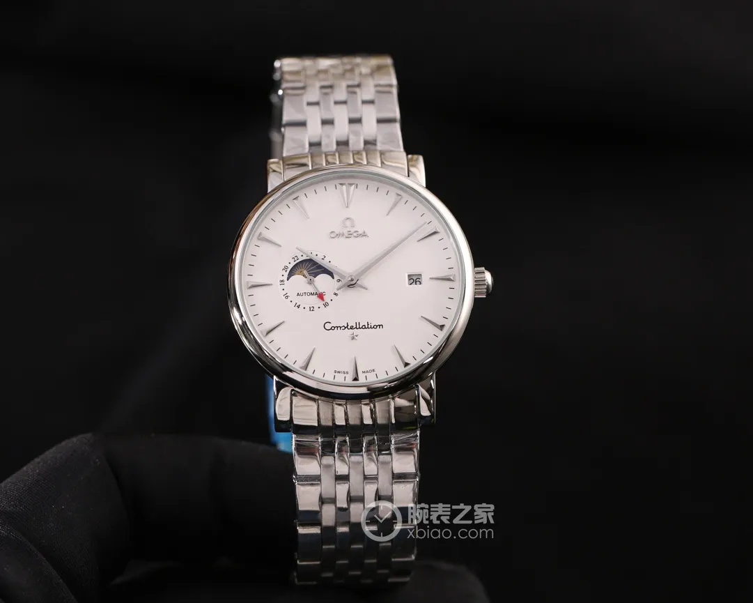 [Foreign trade import] 💰1200 Omega (top quality, outstanding debut) 🎉🎉9 stars [Type]: Fine men's watch (top) exquisite quality [Strap]: Genuine cowhide strap (durable) [Movement]: Top mechanical movement (stable) [Material]: Mineral super mirror (wear-resistant) Exquisite quality Generous style Excellent temperament Wisdom and exclusivity [Size]: 41mm in diameter and 12mm thick. Hot on the market! Welcome to reprint!