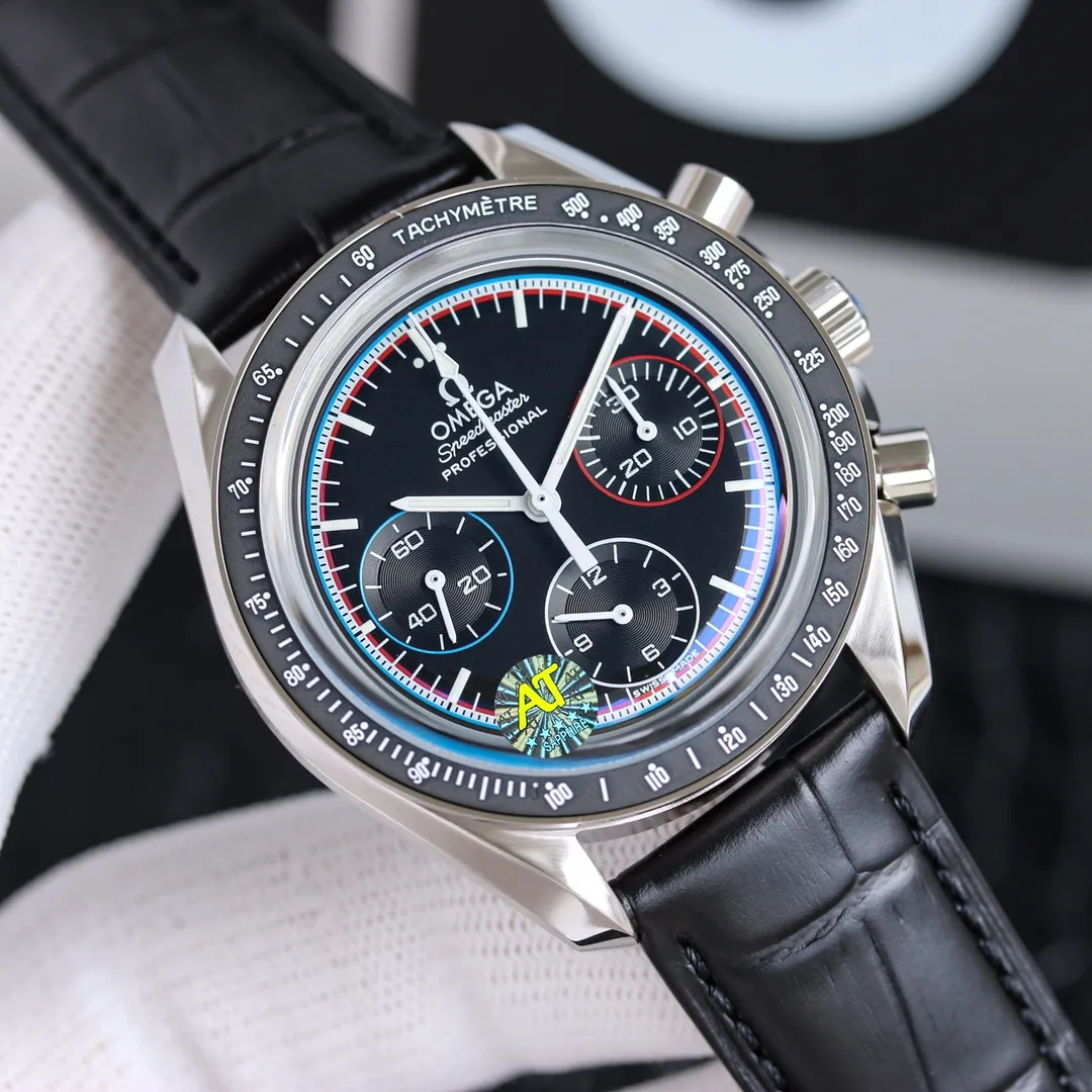 The new Omega Moon Landing Speedmaster is back [Professional Moon Watch] The core of the Speedmaster story is that Armstrong was taken to the moon (the watch was left in the space capsule). The case is made of imported 316 stainless steel, made of Lasha, with exquisite angles and three-dimensional clarity. It is equipped with a ceramic bezel. The luminous dial is made of luminous materials imported from Switzerland after repeated printing processes. It is paired with a sapphire crystal mirror on the lid. The case size is 42 mm and can be paired with a stainless steel strap or a "NATO" NATO military strap. The movement uses a classic manual winding chronograph movement (1863). Only after playing with a manual chronograph movement is it complete! You won’t know until you try!