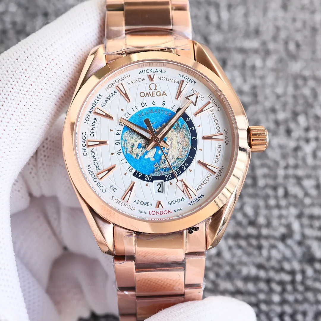【High-end replica】💰1240! 【Customized all-in-one machine】💰1720! The Omega Seamaster Aqua Terra world time watch has become popular all over the world since its launch! The new Aqua Terra world time watch launched this year continues the exquisite craftsmanship and exquisite details of the previous model, and incorporates more advanced watchmaking technology. For watch fans who are keen on watch design, every detail of this watch is made by a famous factory. It is made of Aqua Terra style stainless steel, polished and brushed. The blue rubber strap continues the consistent design style of the Aqua Terra series. Sales have always been leading - the 150-meter series - with the launch of a new single product - breaking through the theme again: [Classic hot model to create greater glory] Brand: Omega (distinguished quality) Return of the ultimate product) Hot model type: Fine men's watch (high quality) [Seamaster 150 series] 316 stainless steel strap: Material: sapphire mirror (wear-resistant) embossed essence, vast and majestic, unique ingenuity, wrist treasure size: 40mm in diameter, 10mm thick, hot sale on the market! Welcome to reprint🔥