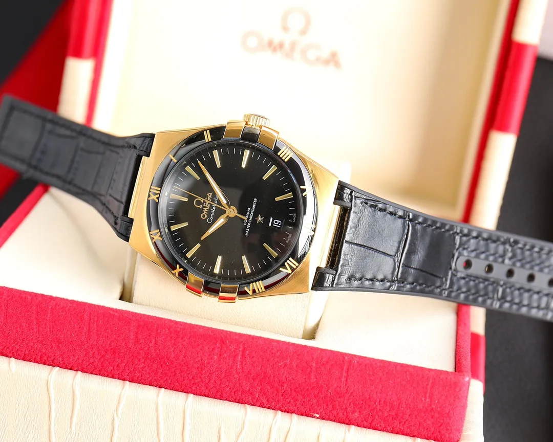 【High-end replica】💰1440! 【Customized all-in-one machine】💰1920! The fifth generation of OMEGA’s “Constellation Gents’” Constellation series still continues the classic star emblem and bezel claw elements, showing an elegant gentleman’s style. Size 39mm, equipped with 8900 fully automatic mechanical movement, sapphire mirror, made of German 316L stainless steel, top craftsmanship, original 1:1 replica and exclusive product! 🔥Top quality products with constant quality🔥