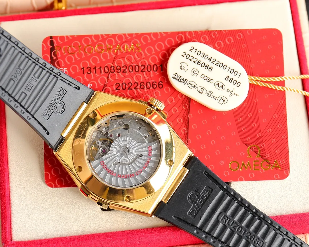 【High-end replica】💰1440! 【Customized all-in-one machine】💰1920! The fifth generation of OMEGA’s “Constellation Gents’” Constellation series still continues the classic star emblem and bezel claw elements, showing an elegant gentleman’s style. Size 39mm, equipped with 8900 fully automatic mechanical movement, sapphire mirror, made of German 316L stainless steel, top craftsmanship, original 1:1 replica and exclusive product! 🔥Top quality products with constant quality🔥