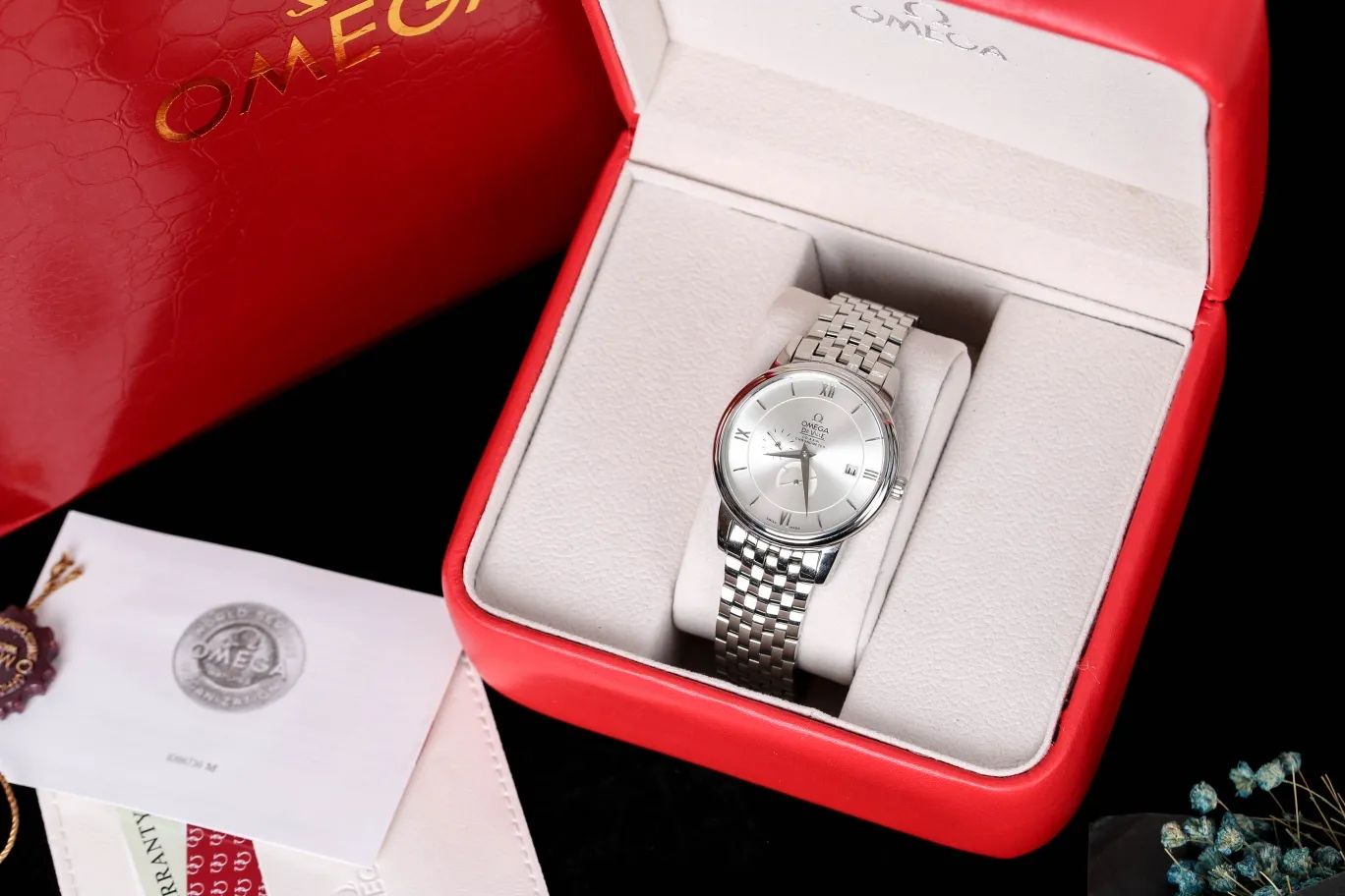 【High-end replica】💰1040! Omega - OMEGA classic butterfly handsome four-pin multi-function ⌚️6 o'clock power display, 9 o'clock small seconds function, fine men's watch, noble and elegant~gentleman style, high-end mineral scratch-resistant mirror glass, equipped with 316L stainless steel case, stainless steel strap, fully automatic imported mechanical movement Size: 40mm × 11mm The pinnacle of the watch💥beyond the ordinary, crafted with exquisite craftsmanship! Come and order now🍷